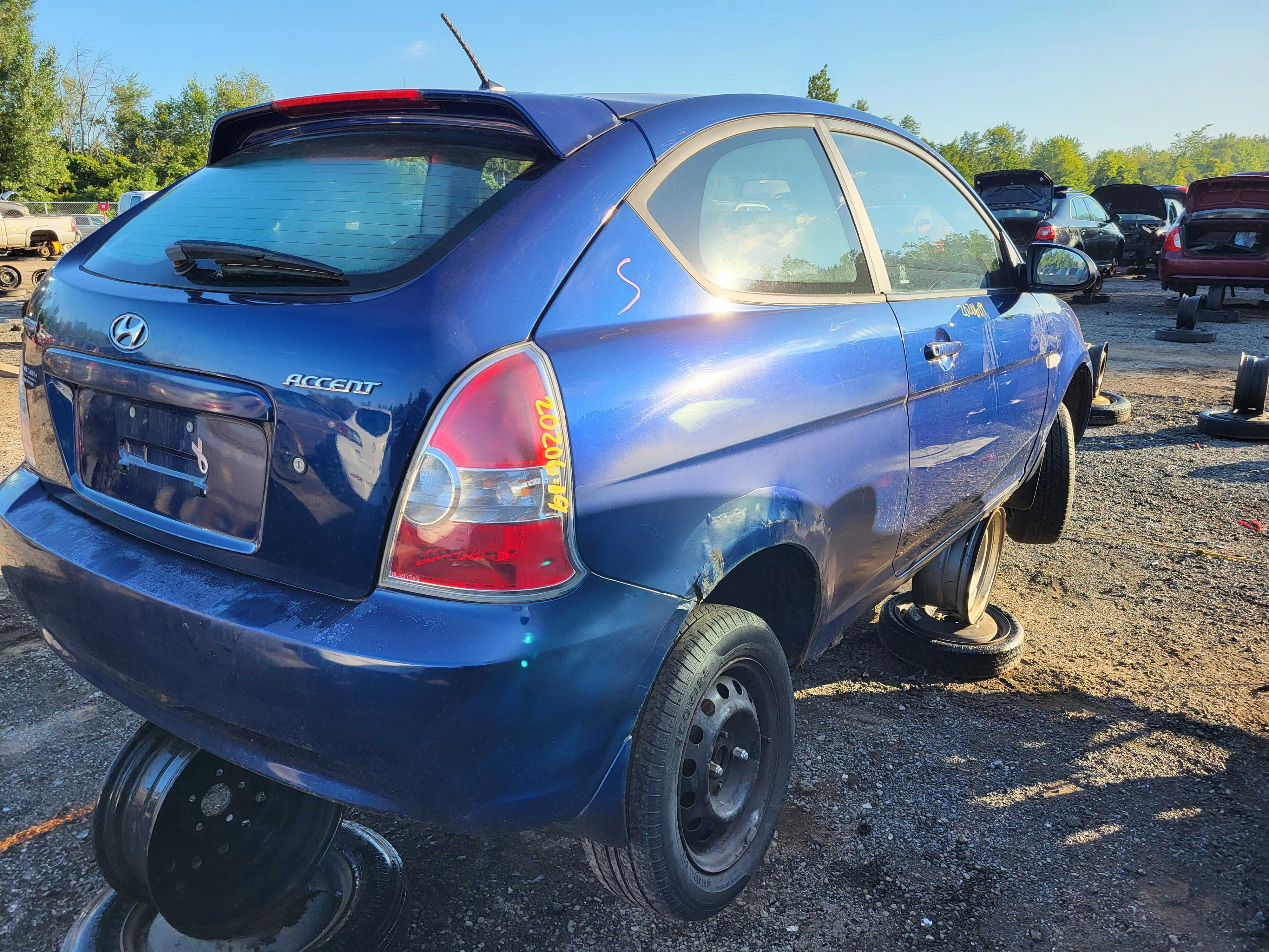 HYUNDAI ACCENT 2009
