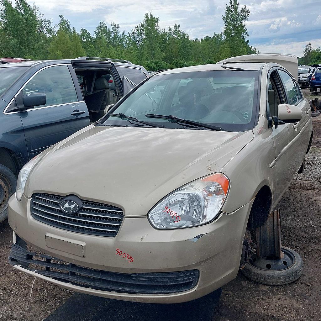 HYUNDAI ACCENT 2010