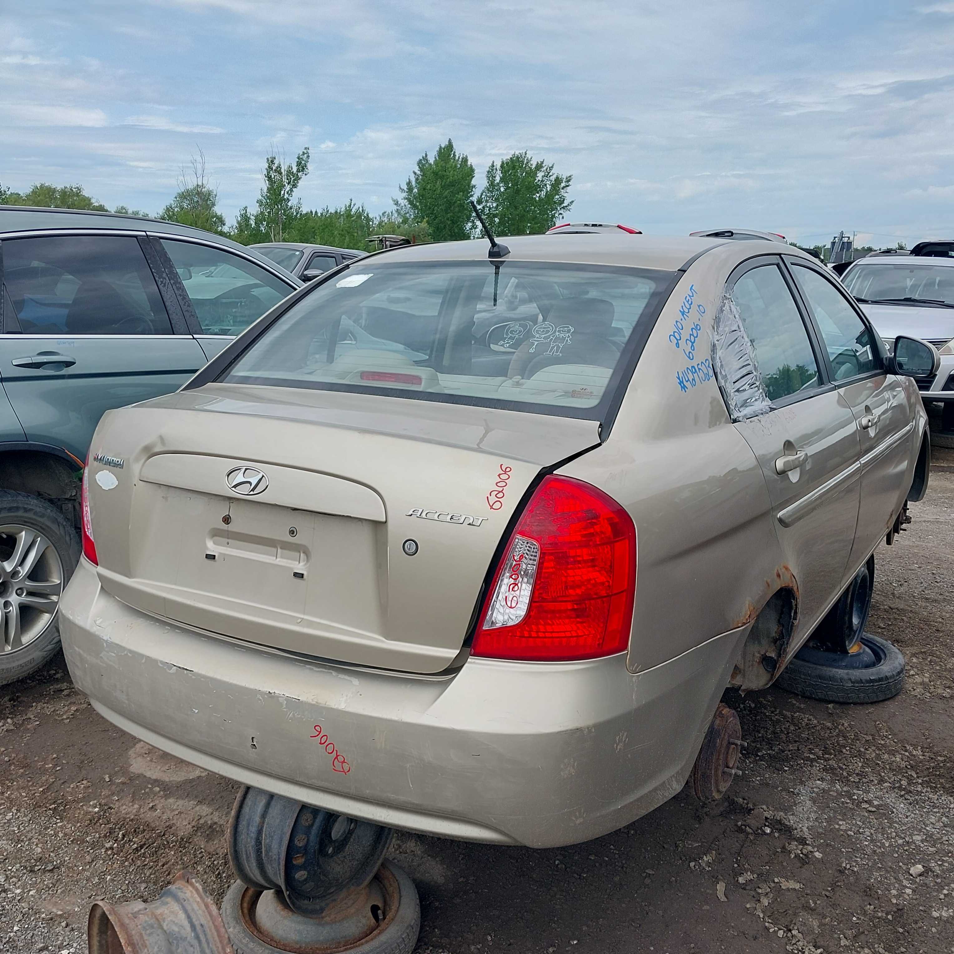 HYUNDAI ACCENT 2010