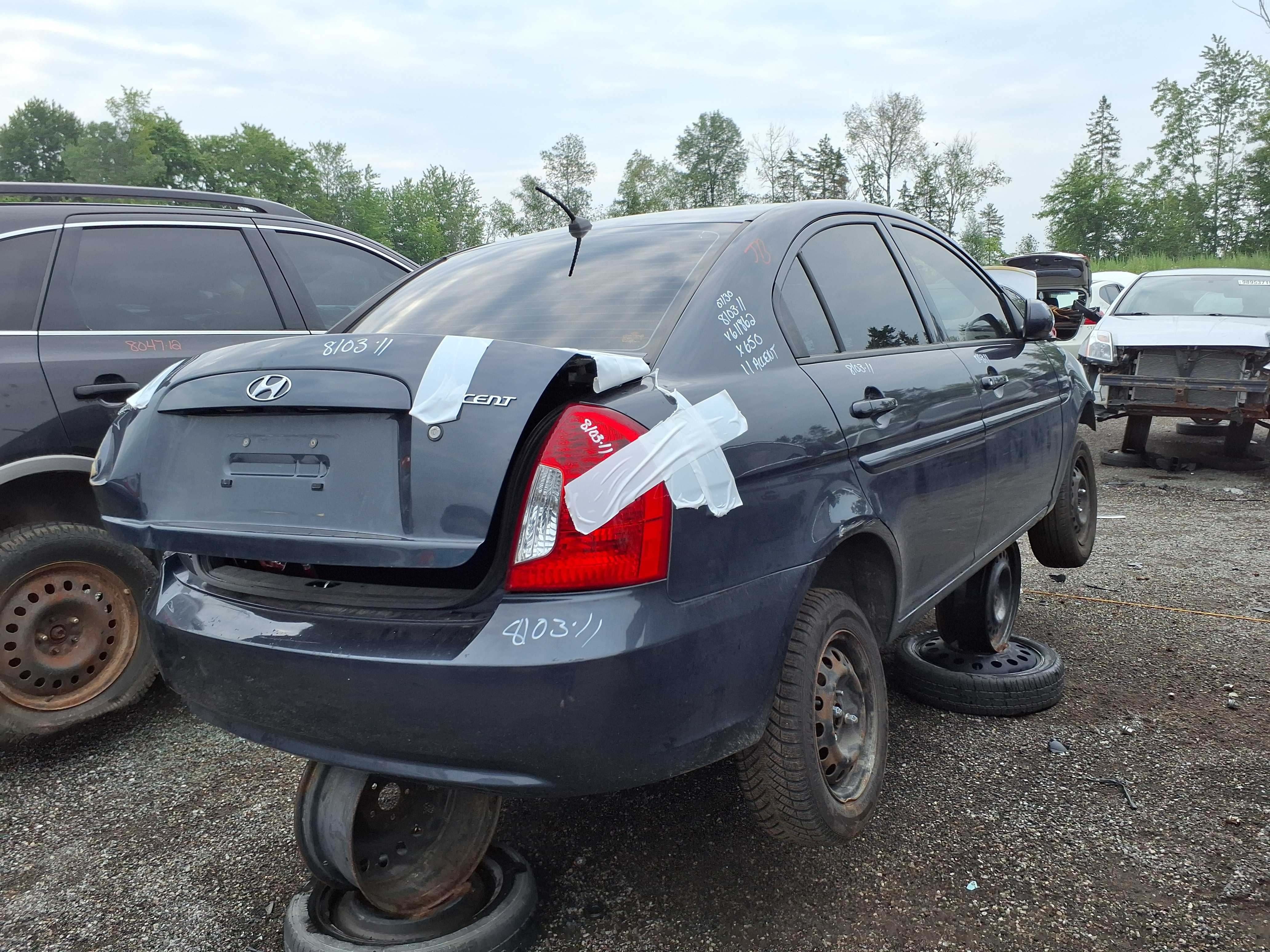 HYUNDAI ACCENT 2011