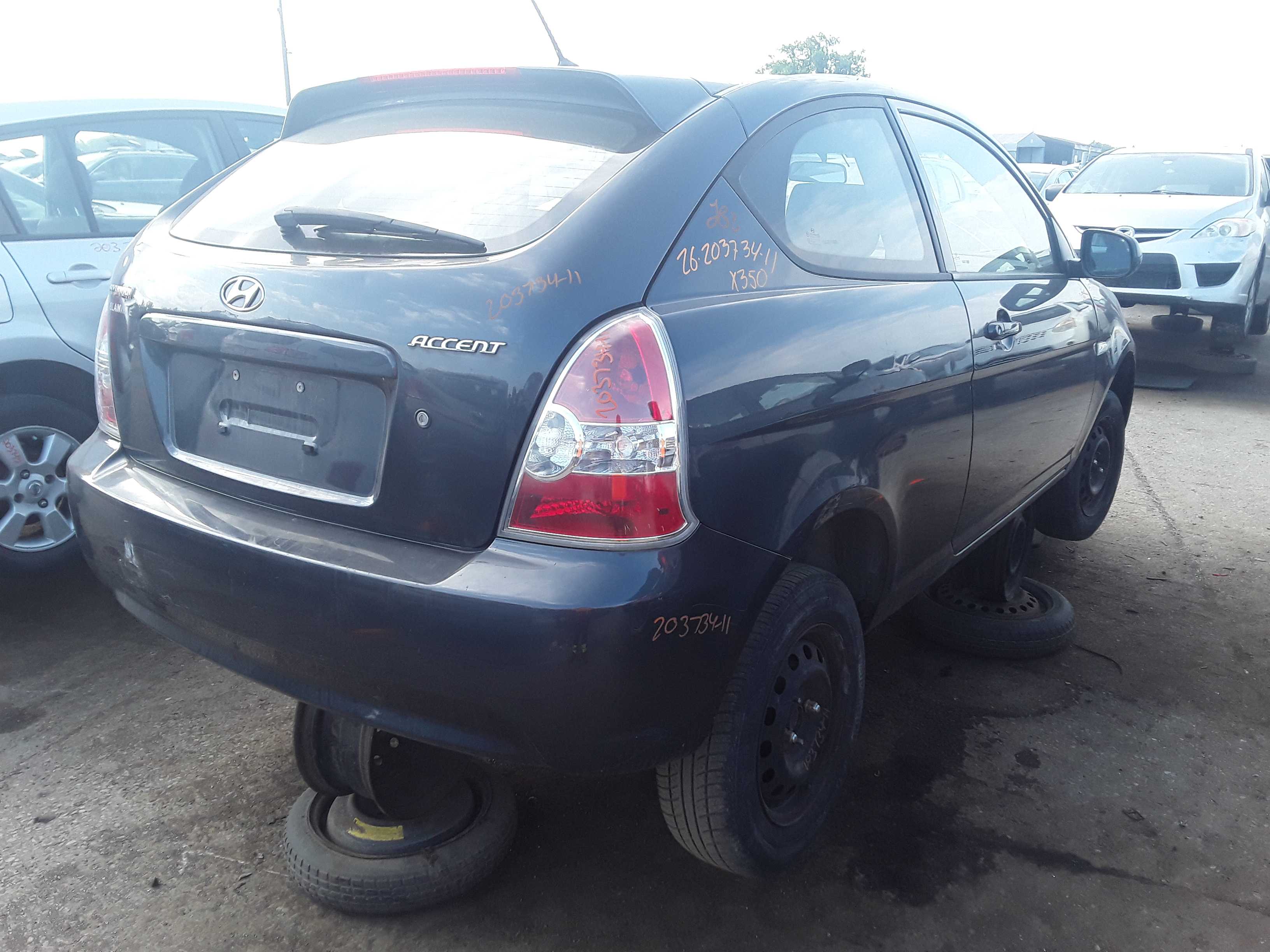 HYUNDAI ACCENT 2011