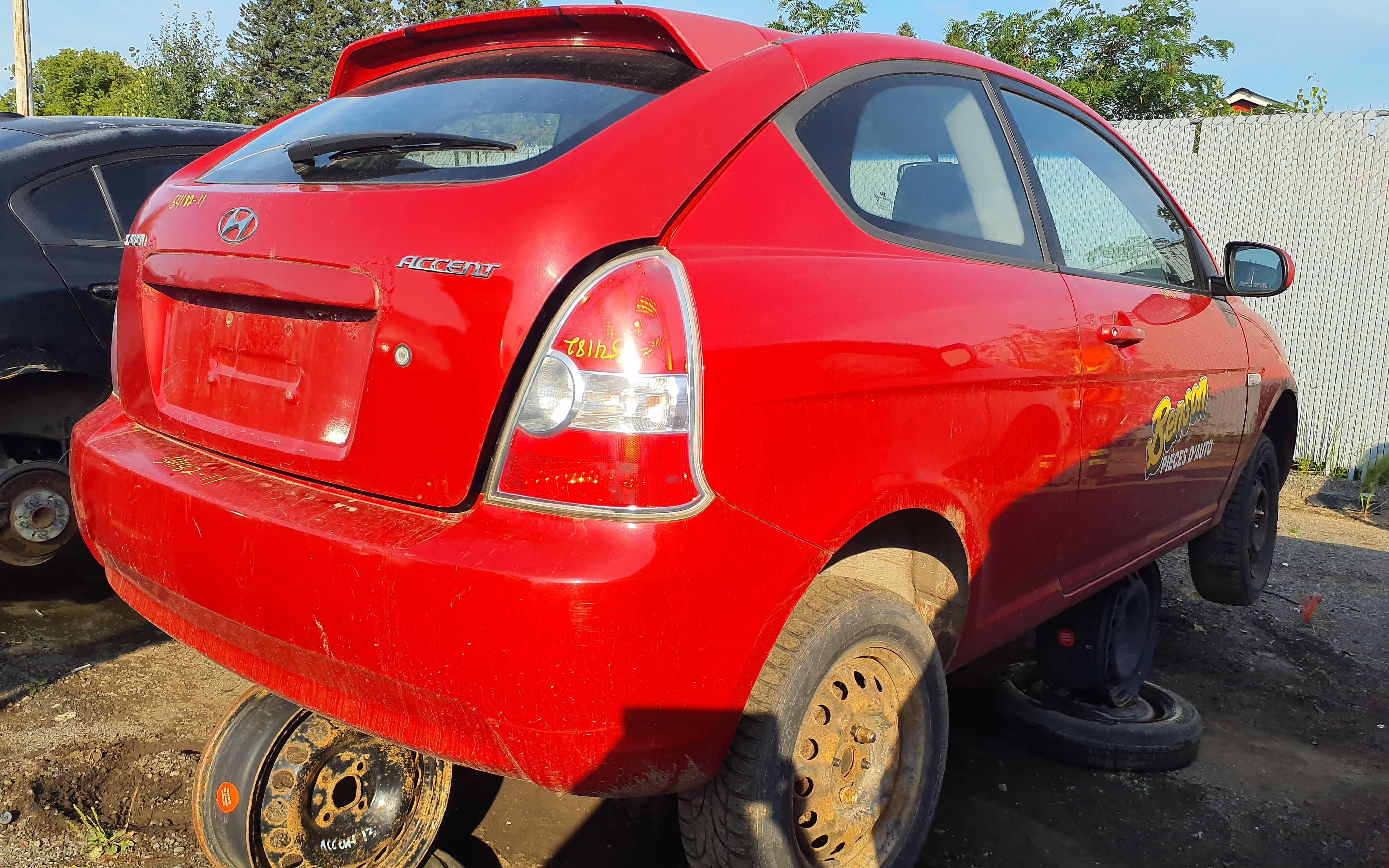 HYUNDAI ACCENT 2011