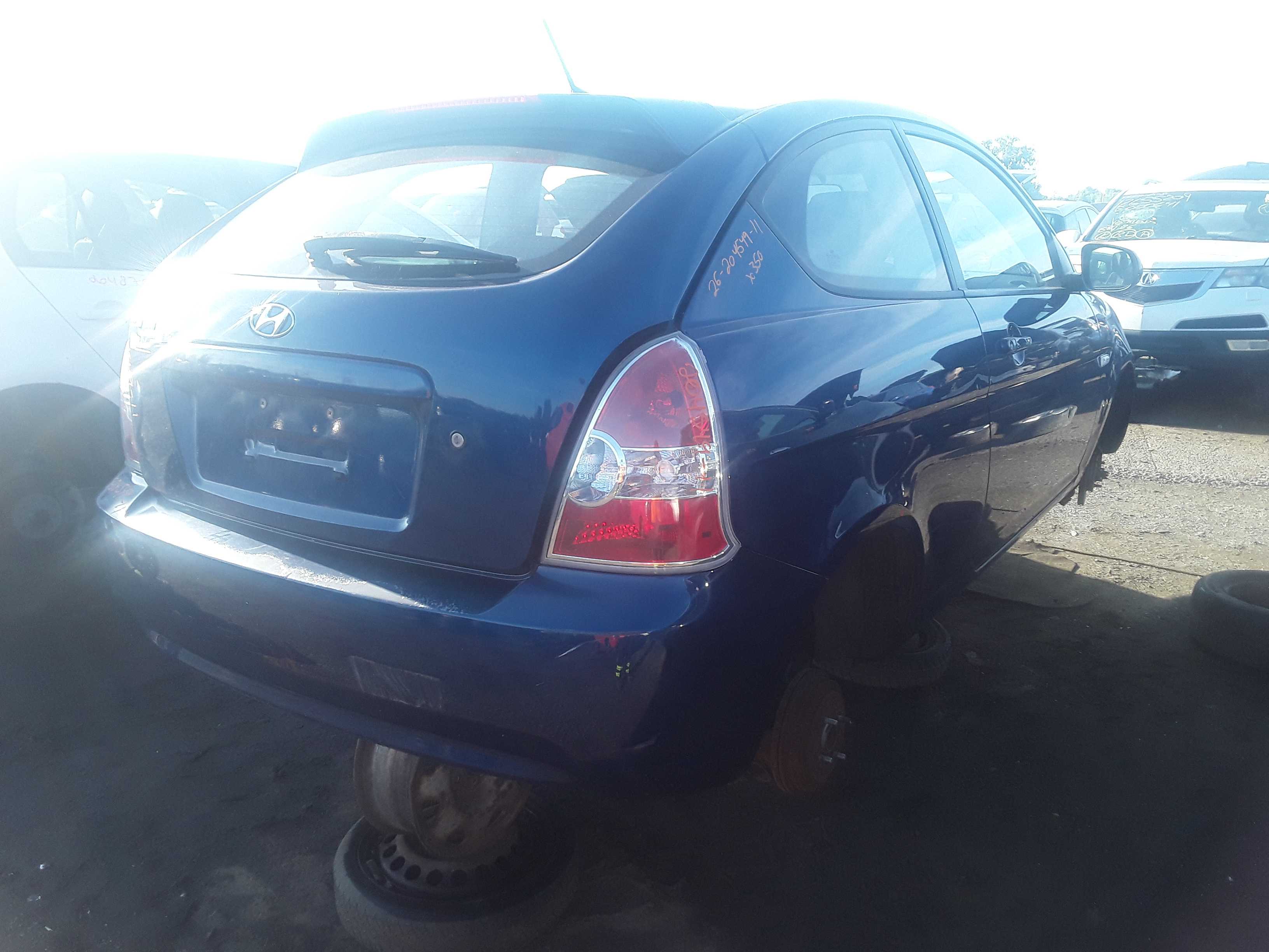 HYUNDAI ACCENT 2011