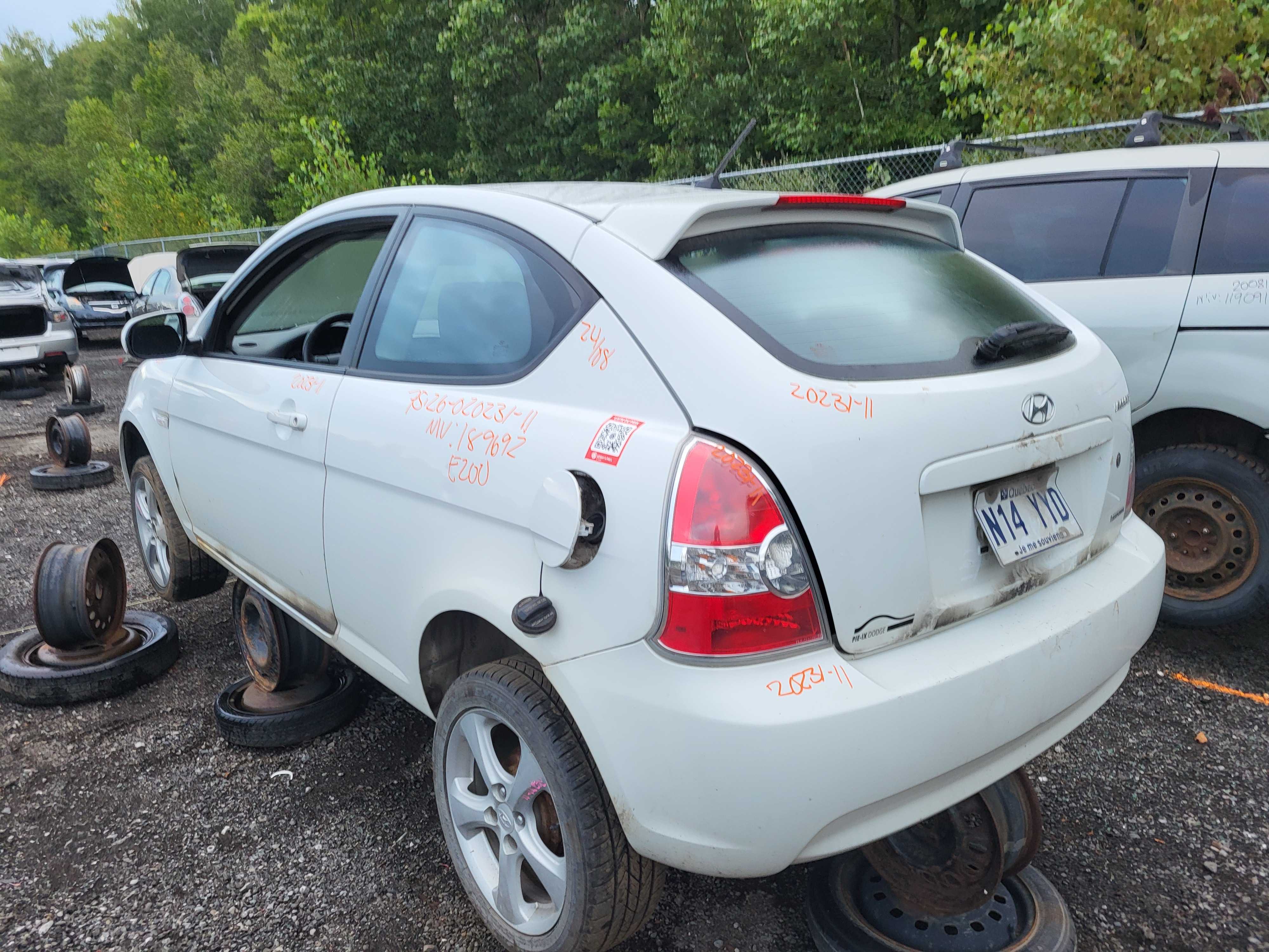 HYUNDAI ACCENT 2011