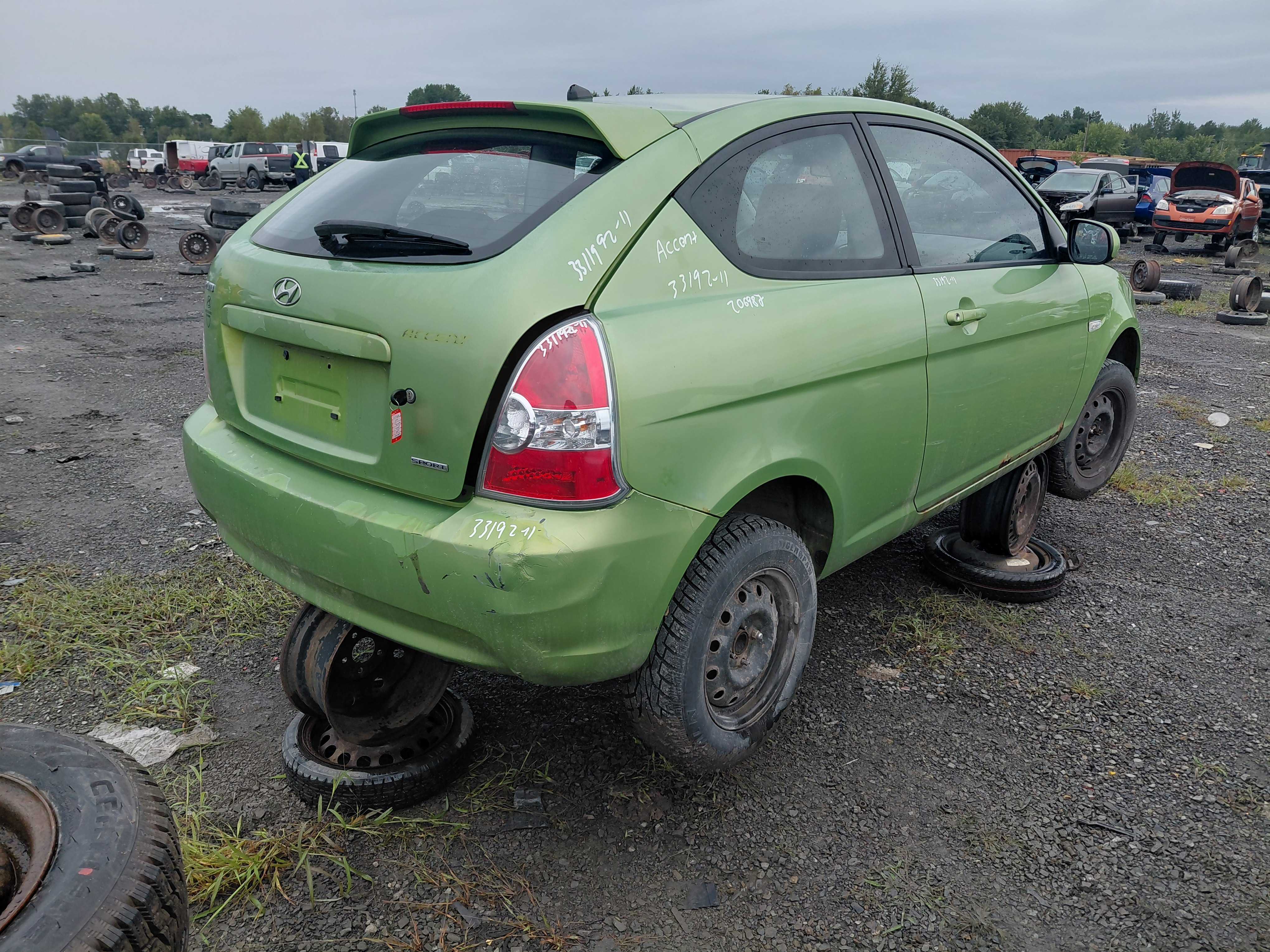 HYUNDAI ACCENT 2011