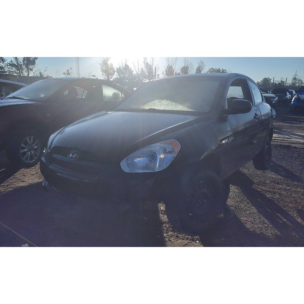HYUNDAI ACCENT 2011