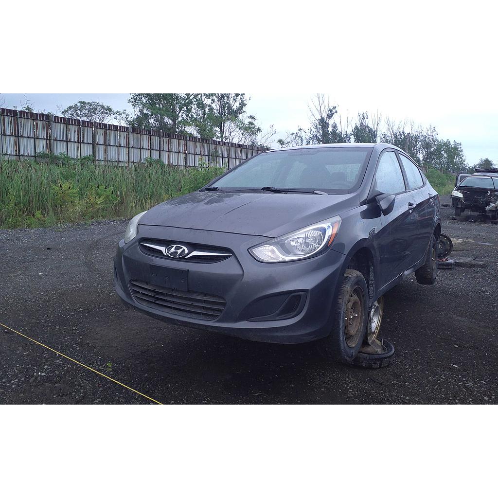HYUNDAI ACCENT 2012