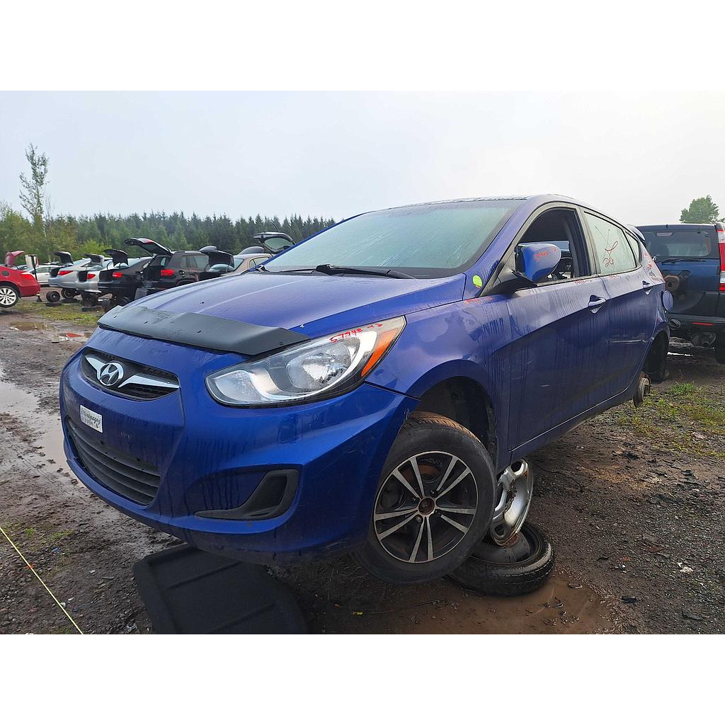 HYUNDAI ACCENT 2012