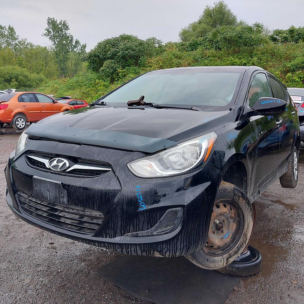 HYUNDAI ACCENT 2012