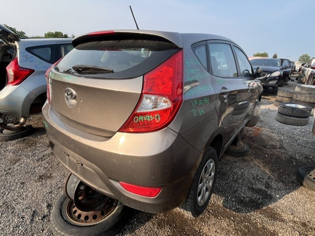 HYUNDAI ACCENT 2013