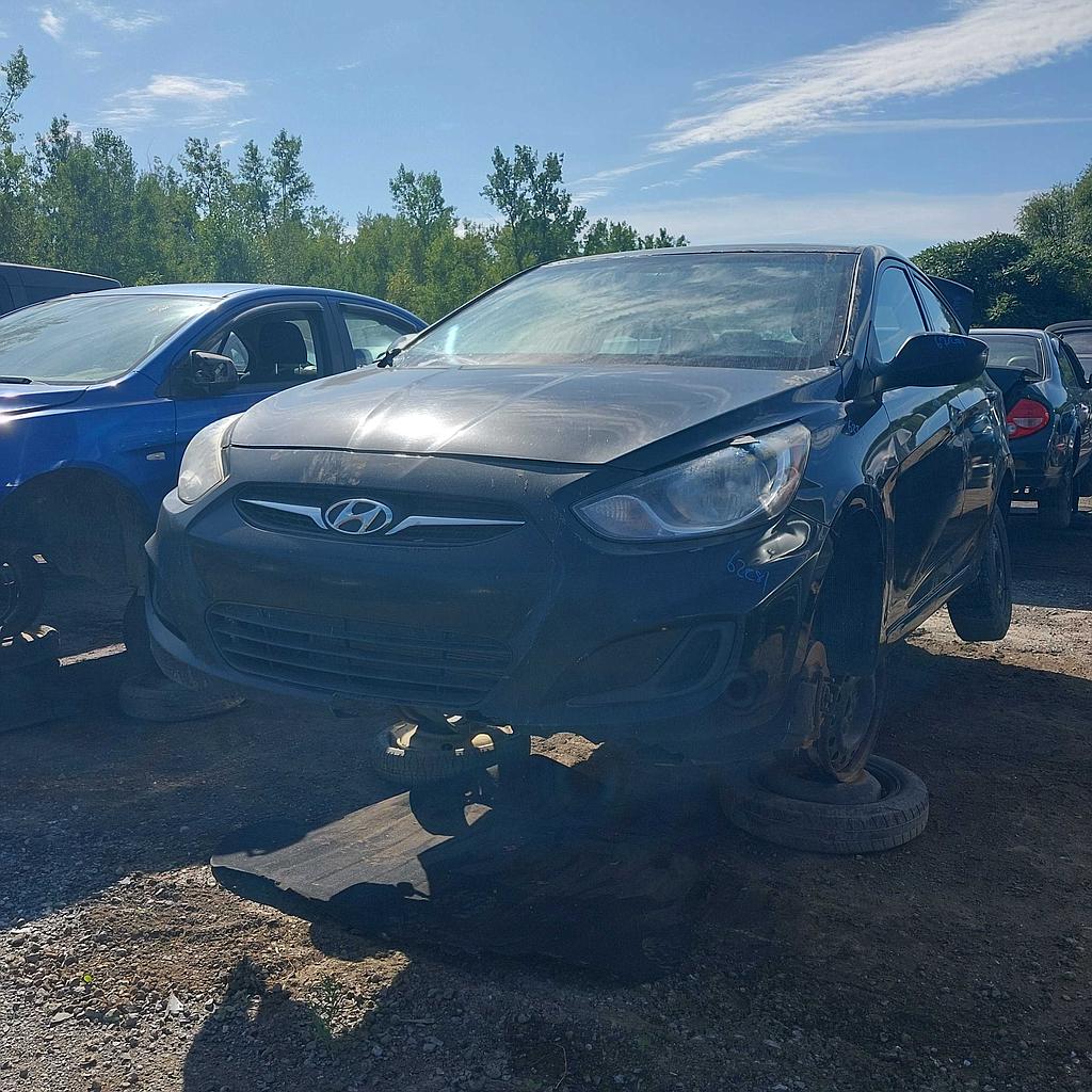 HYUNDAI ACCENT 2013