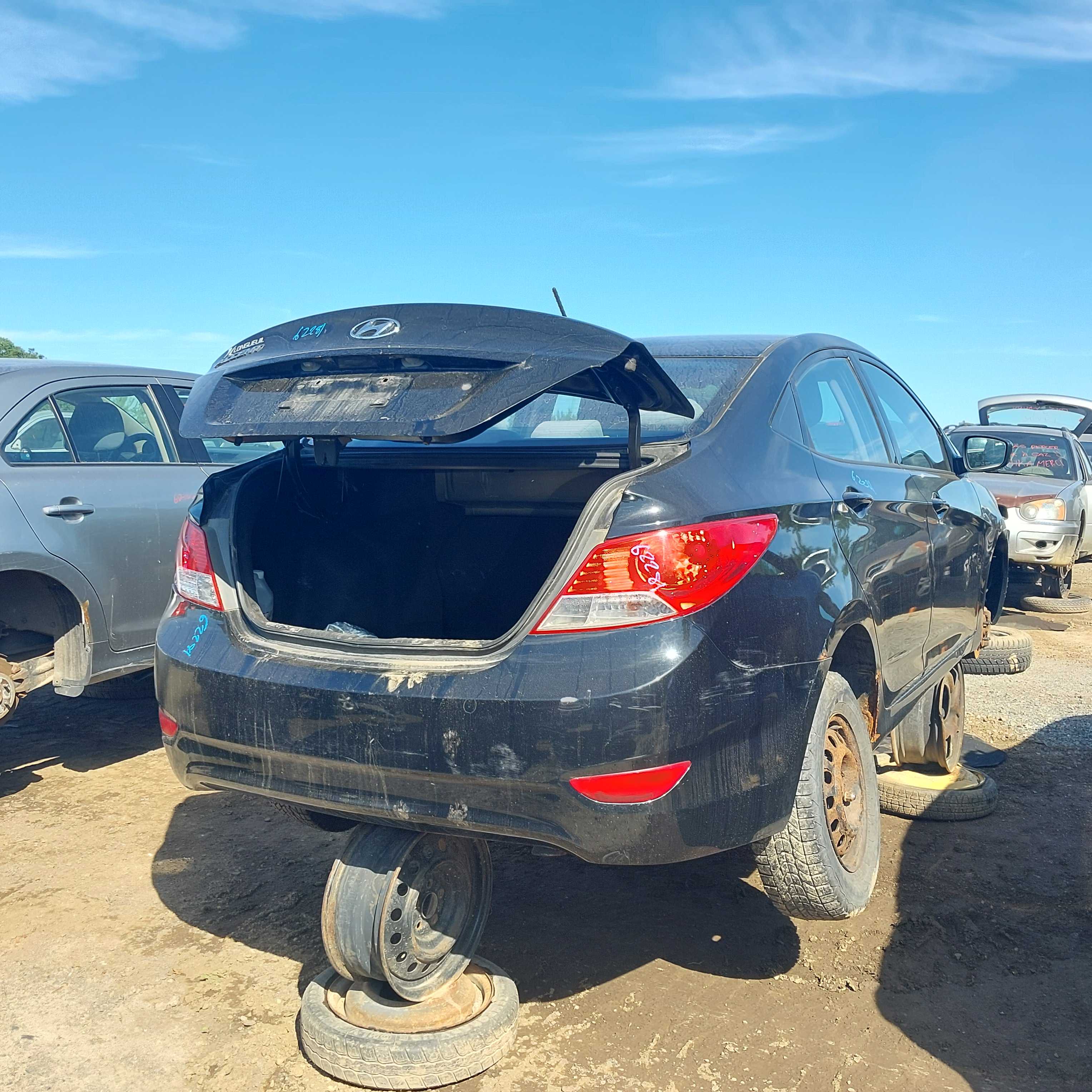 HYUNDAI ACCENT 2013