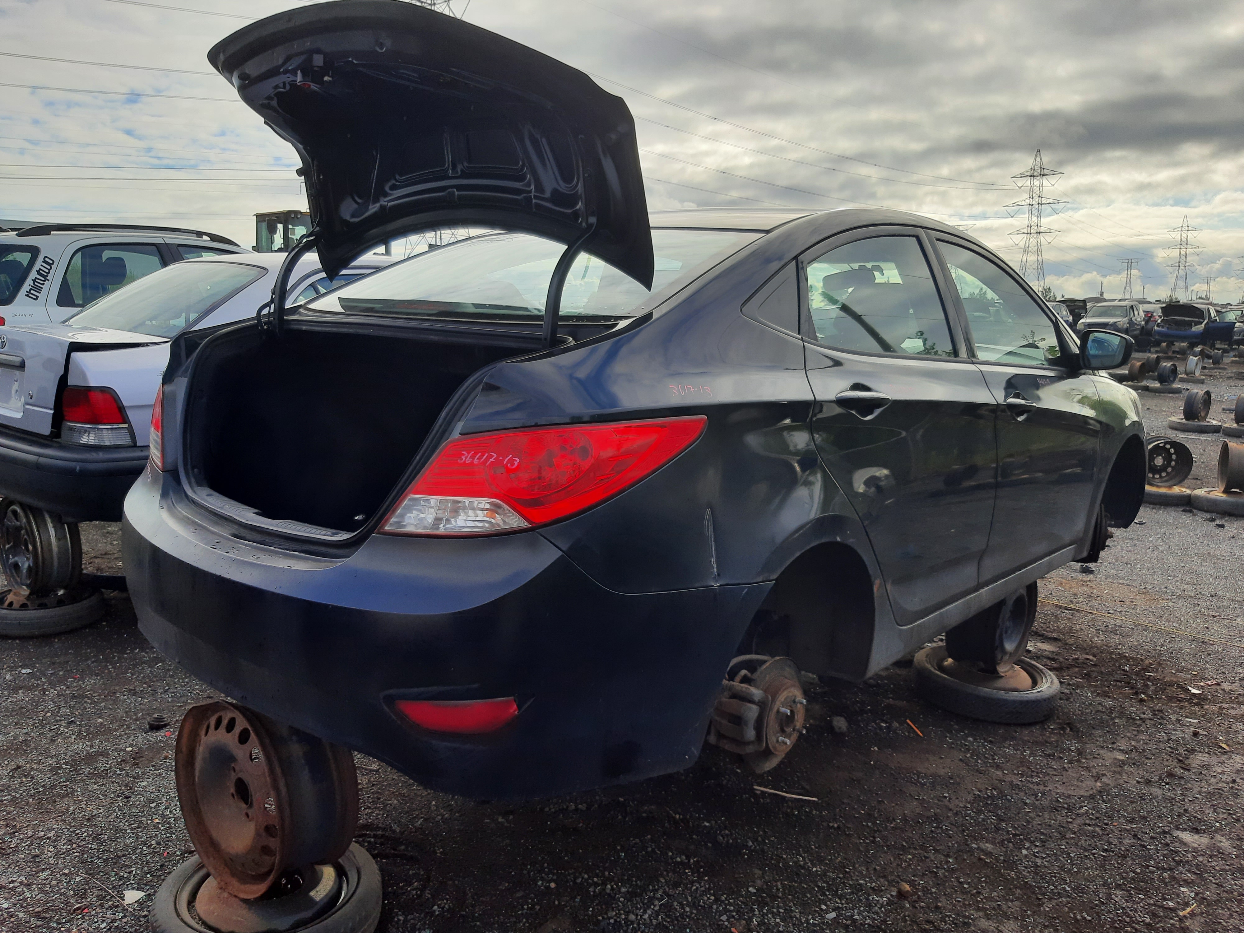HYUNDAI ACCENT 2013