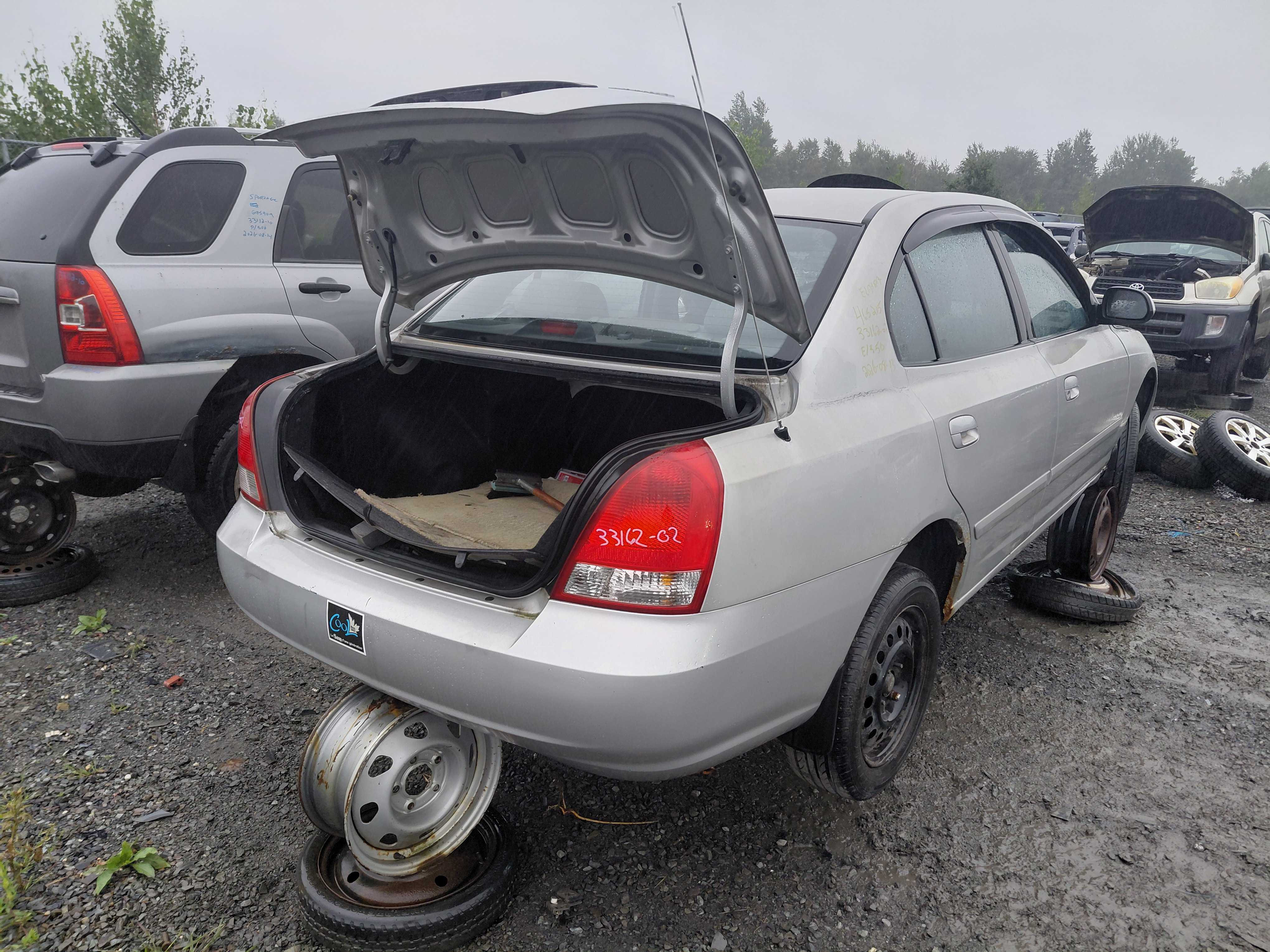 HYUNDAI ELANTRA 2002