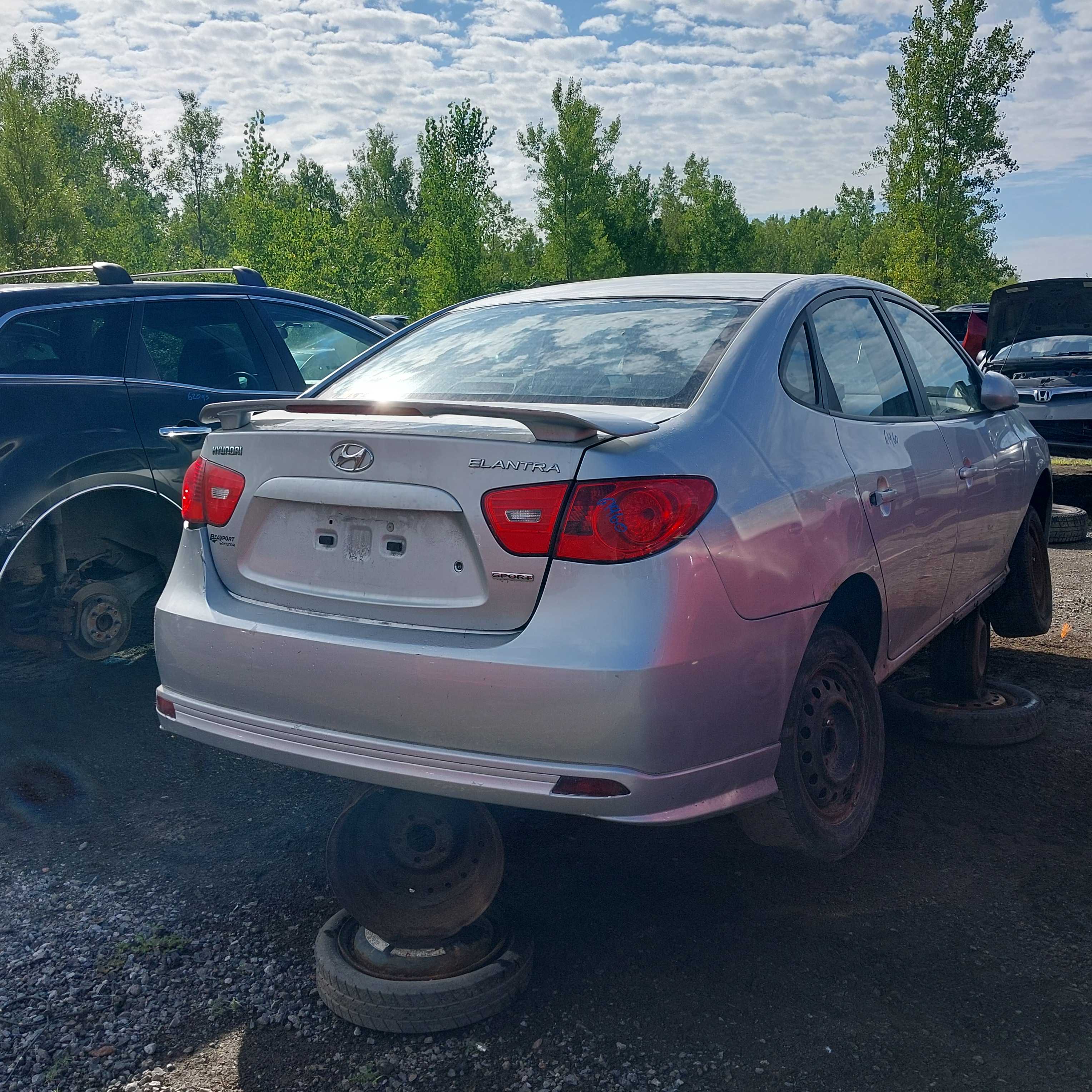 HYUNDAI ELANTRA 2009