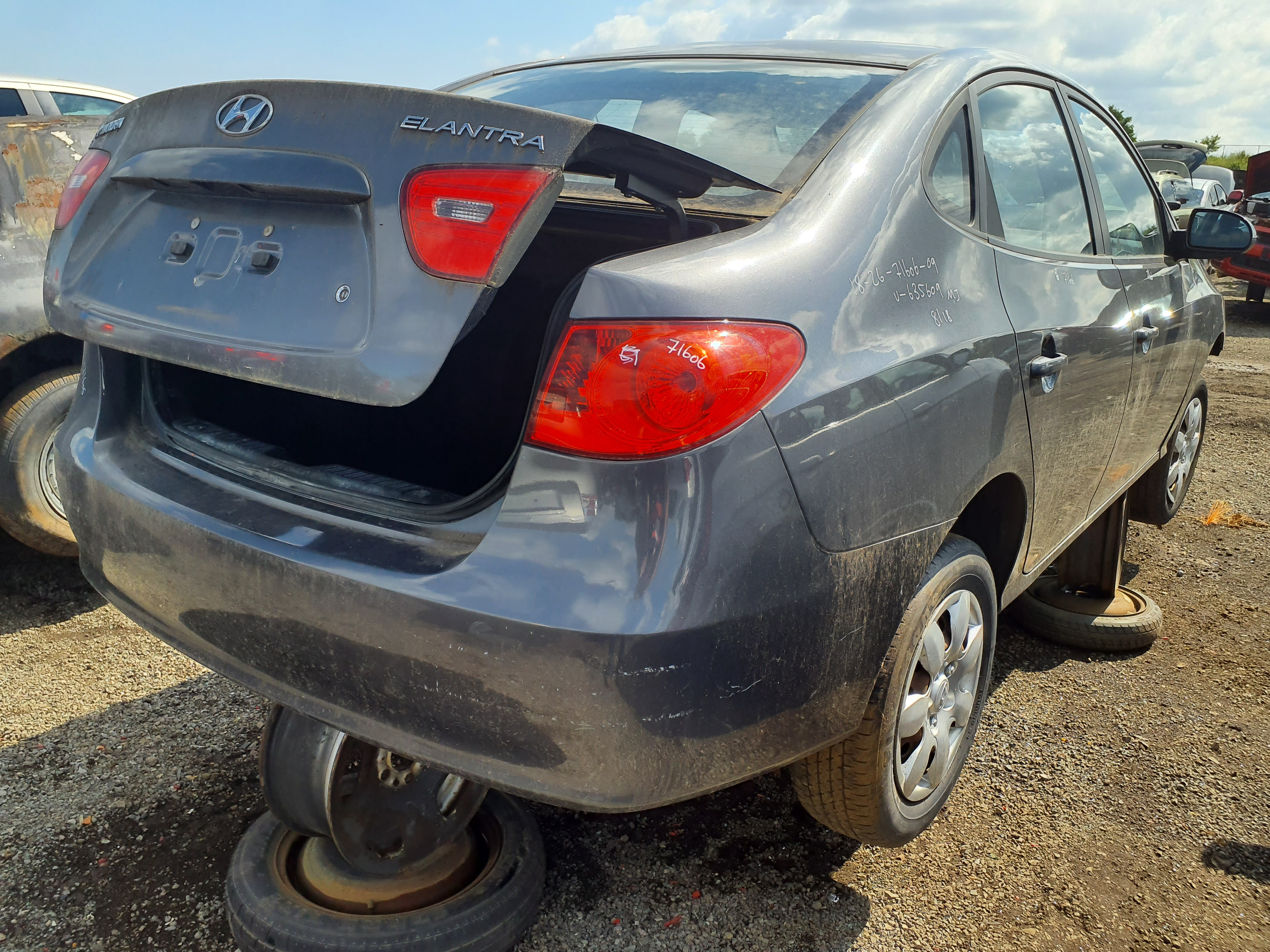 HYUNDAI ELANTRA 2009