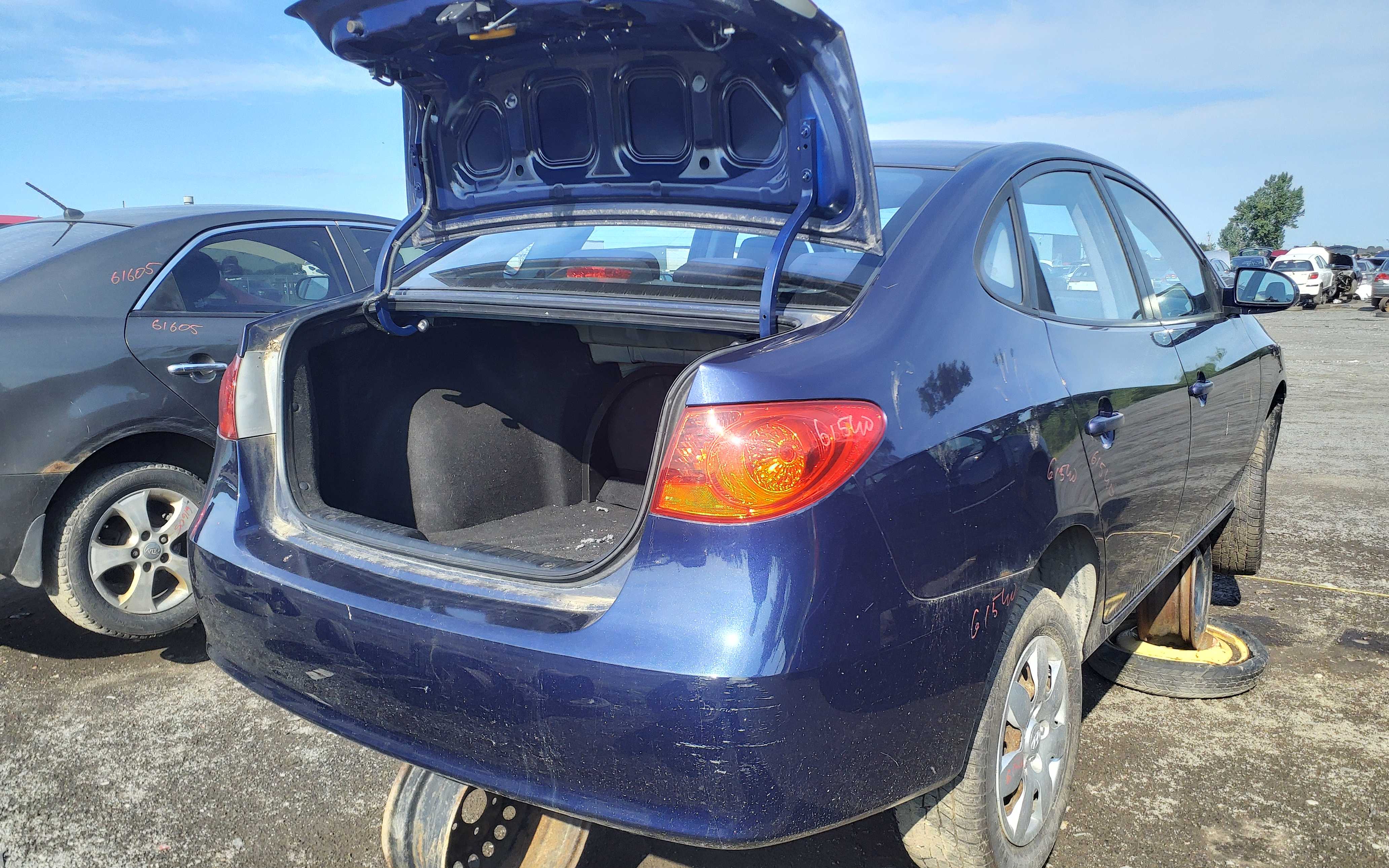 HYUNDAI ELANTRA 2010