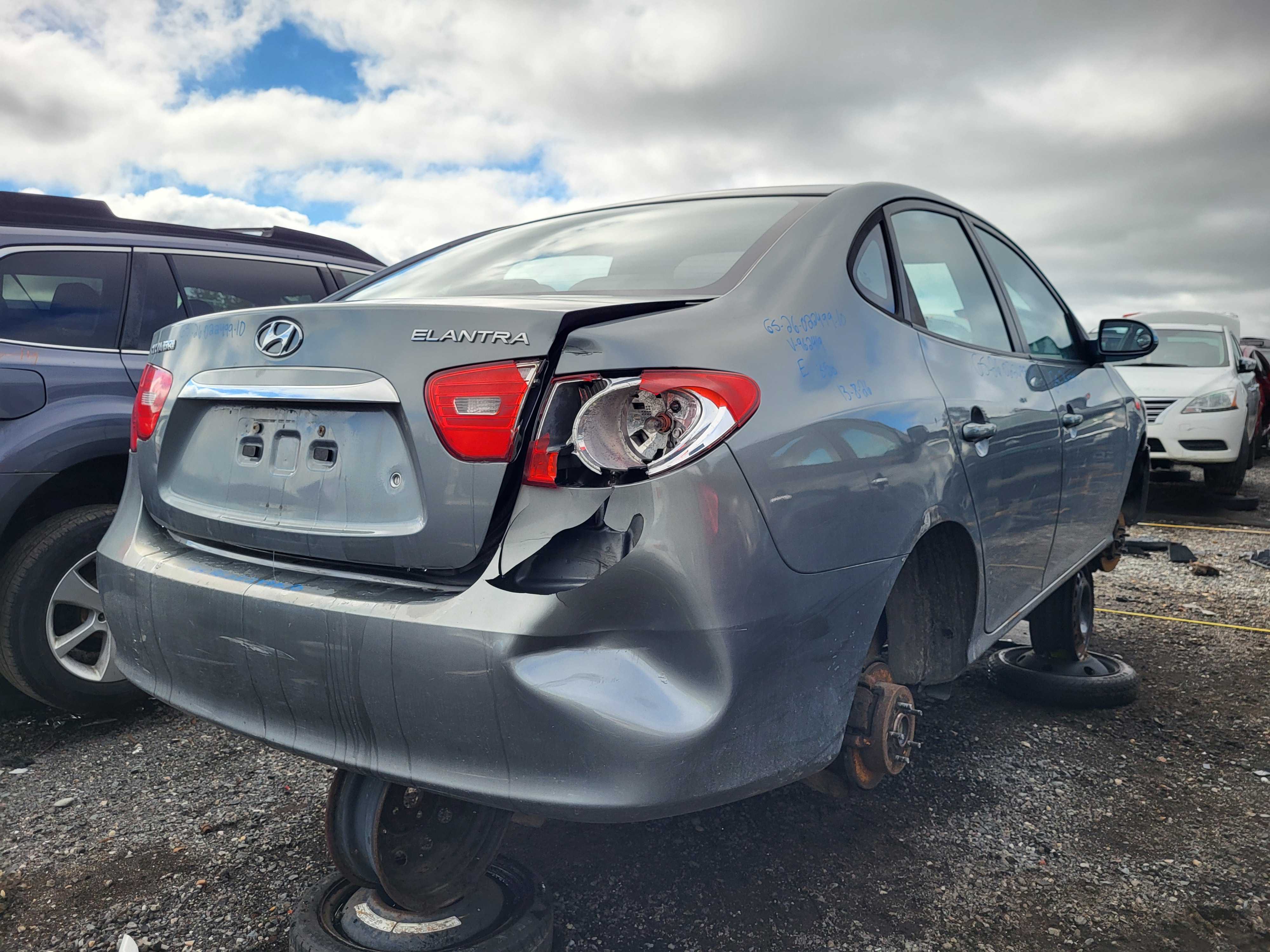 HYUNDAI ELANTRA 2010