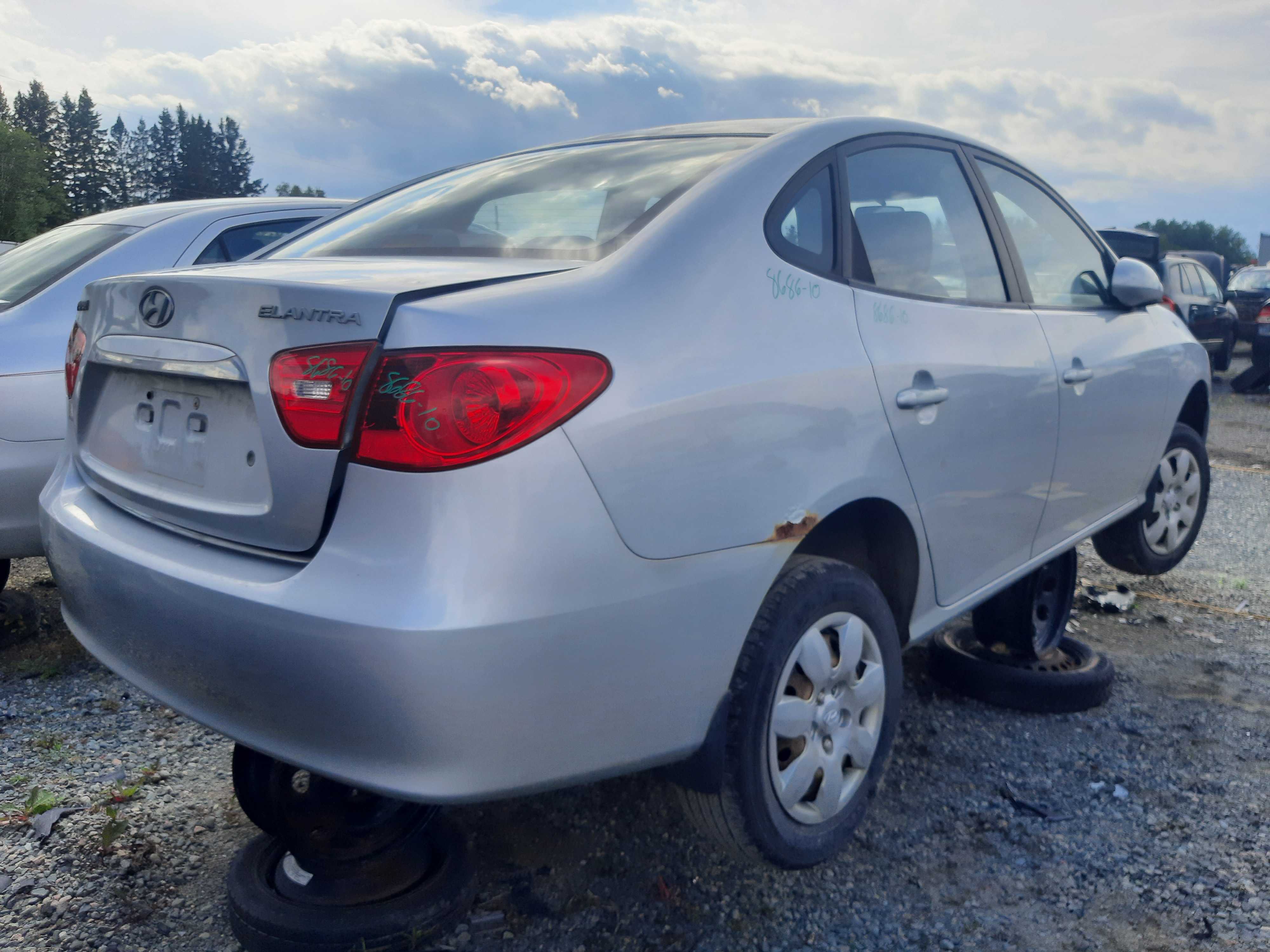 HYUNDAI ELANTRA 2010