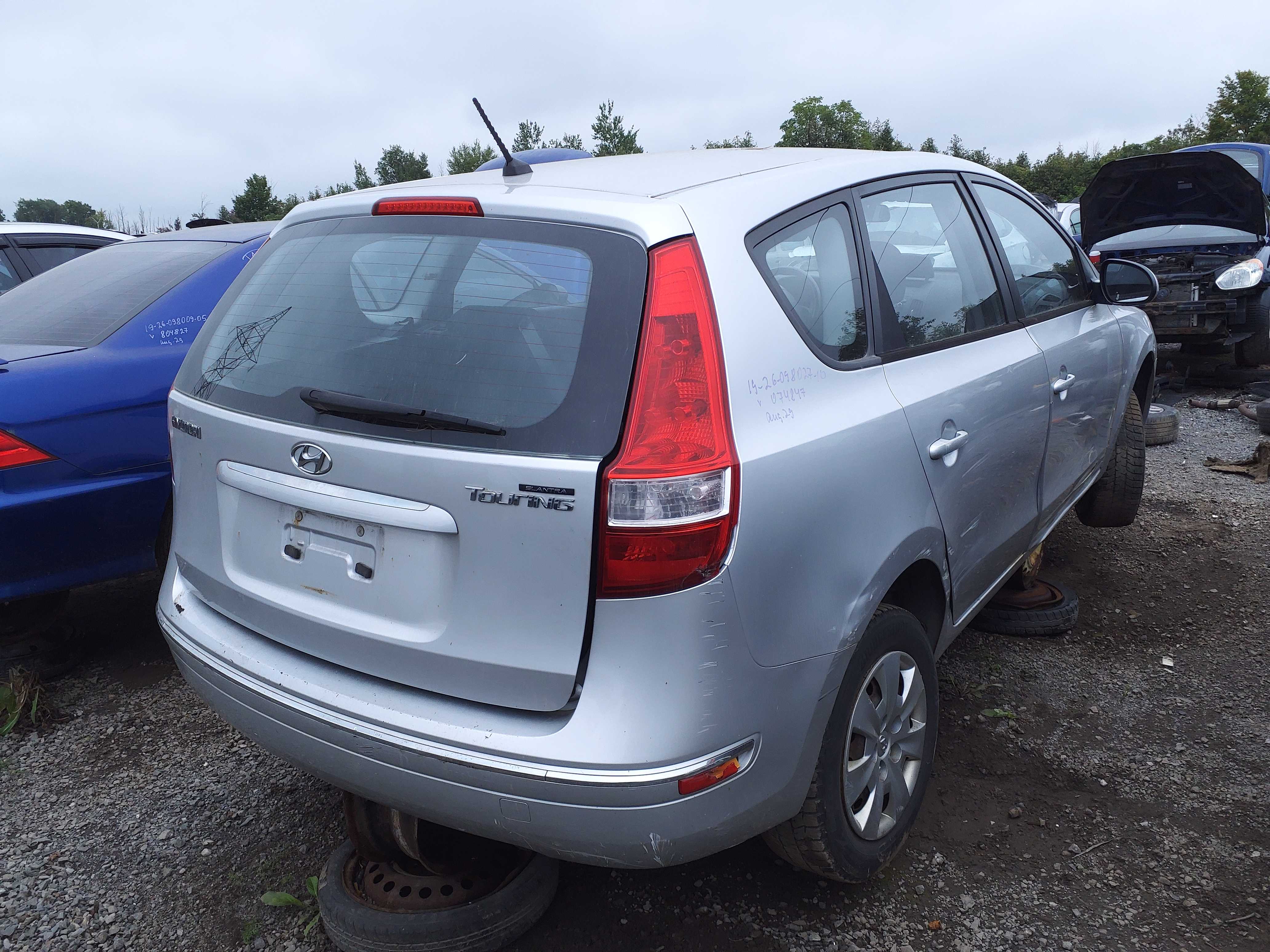HYUNDAI ELANTRA TOURING 2010
