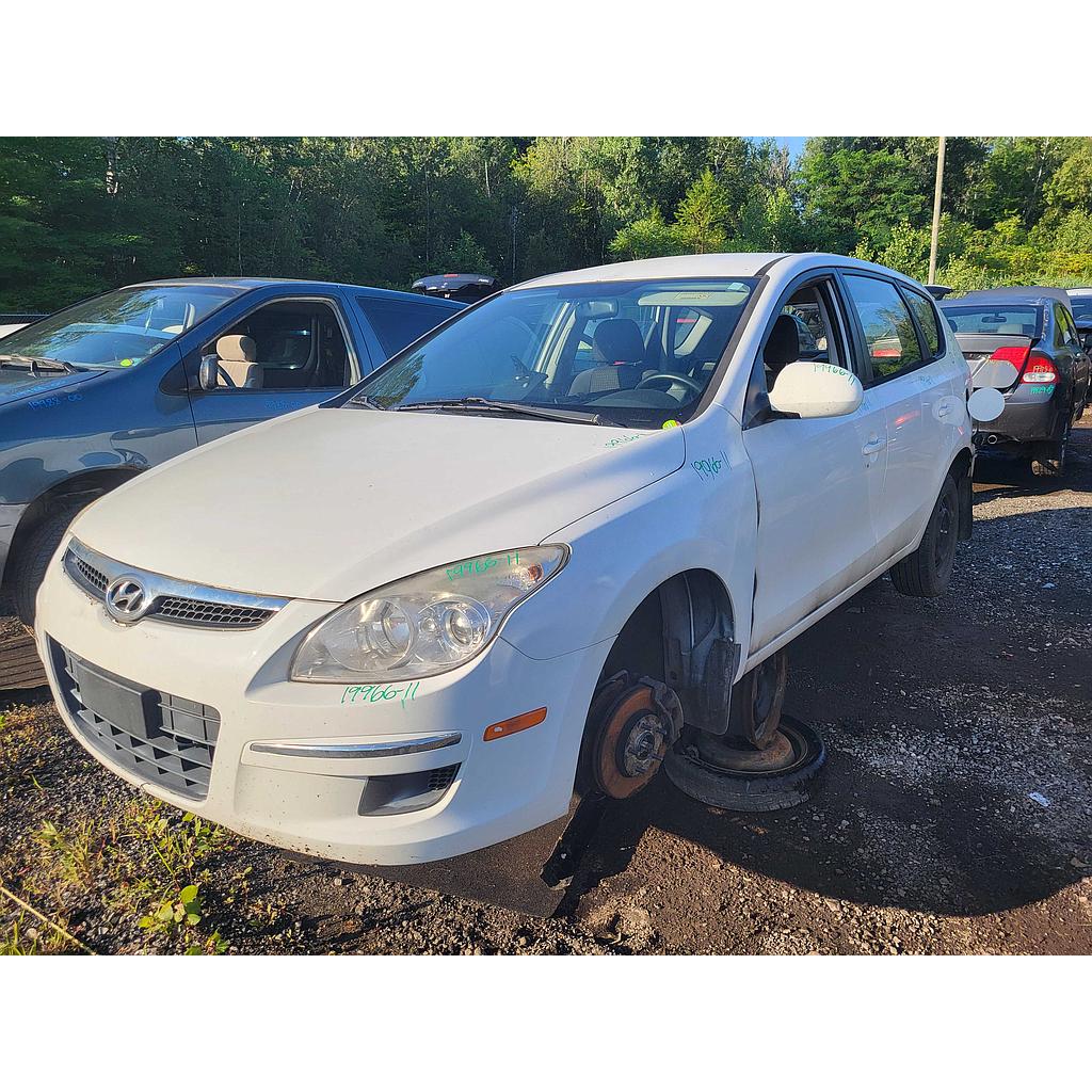 HYUNDAI ELANTRA 2011