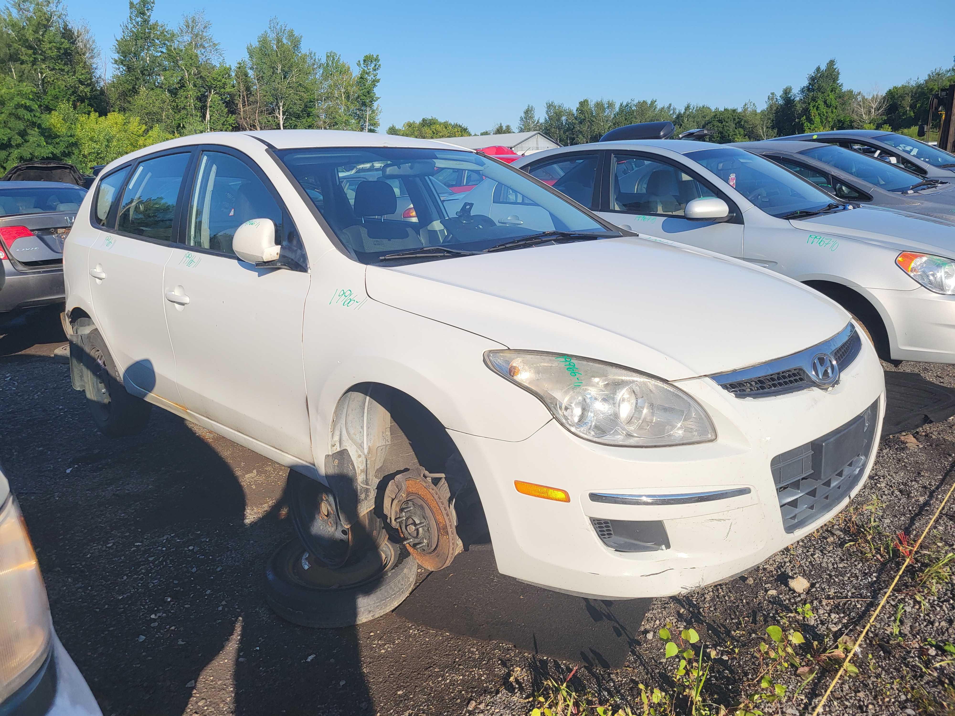 HYUNDAI ELANTRA 2011