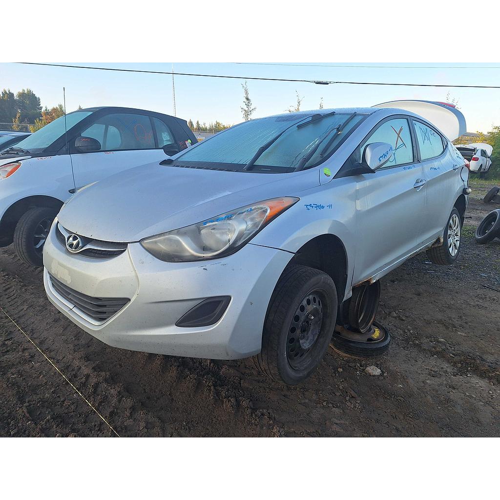 HYUNDAI ELANTRA 2011