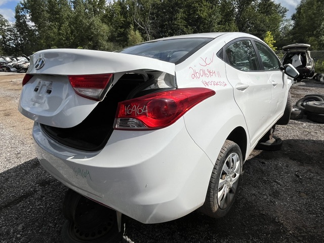 HYUNDAI ELANTRA 2011