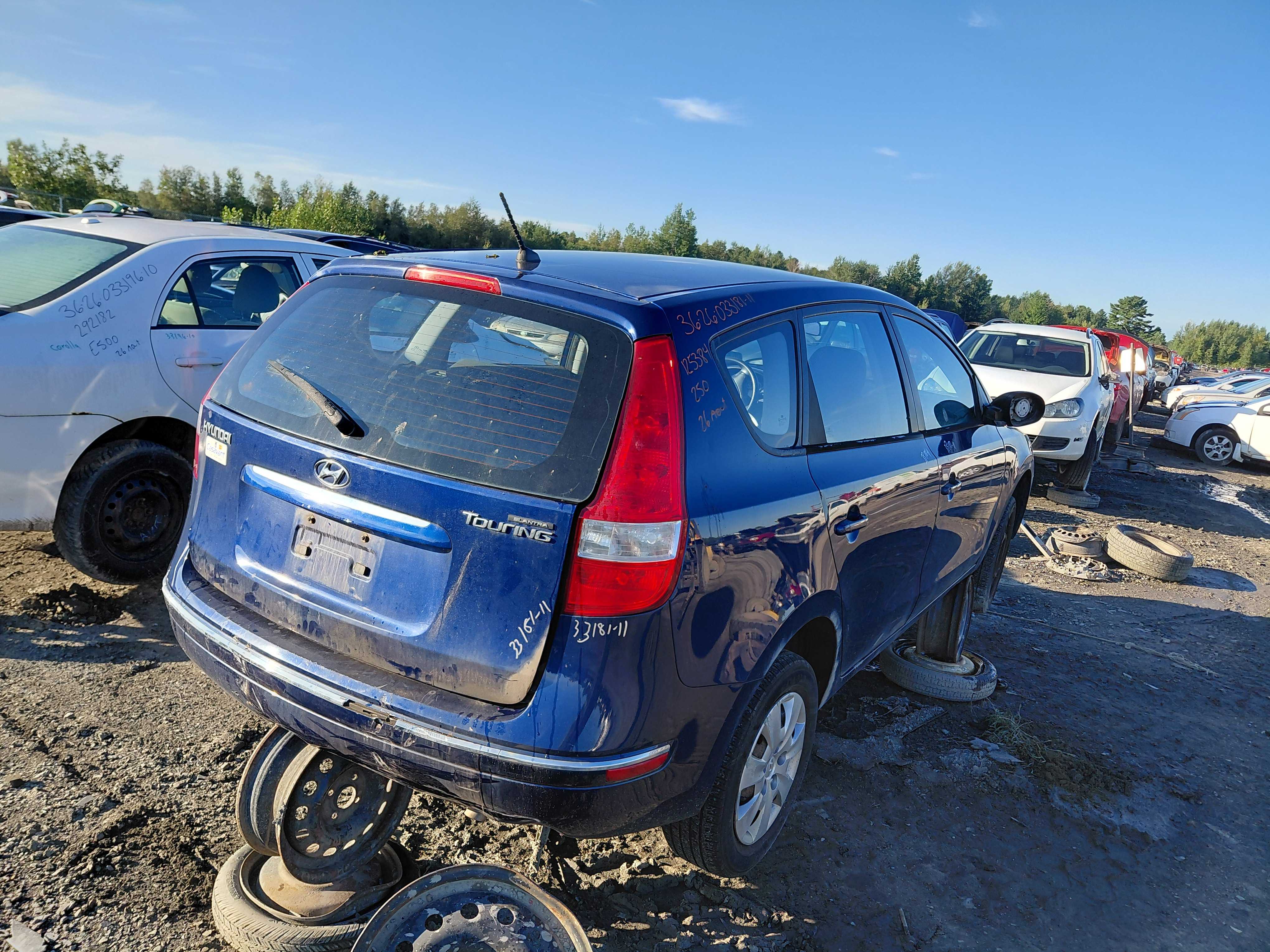 HYUNDAI ELANTRA 2011