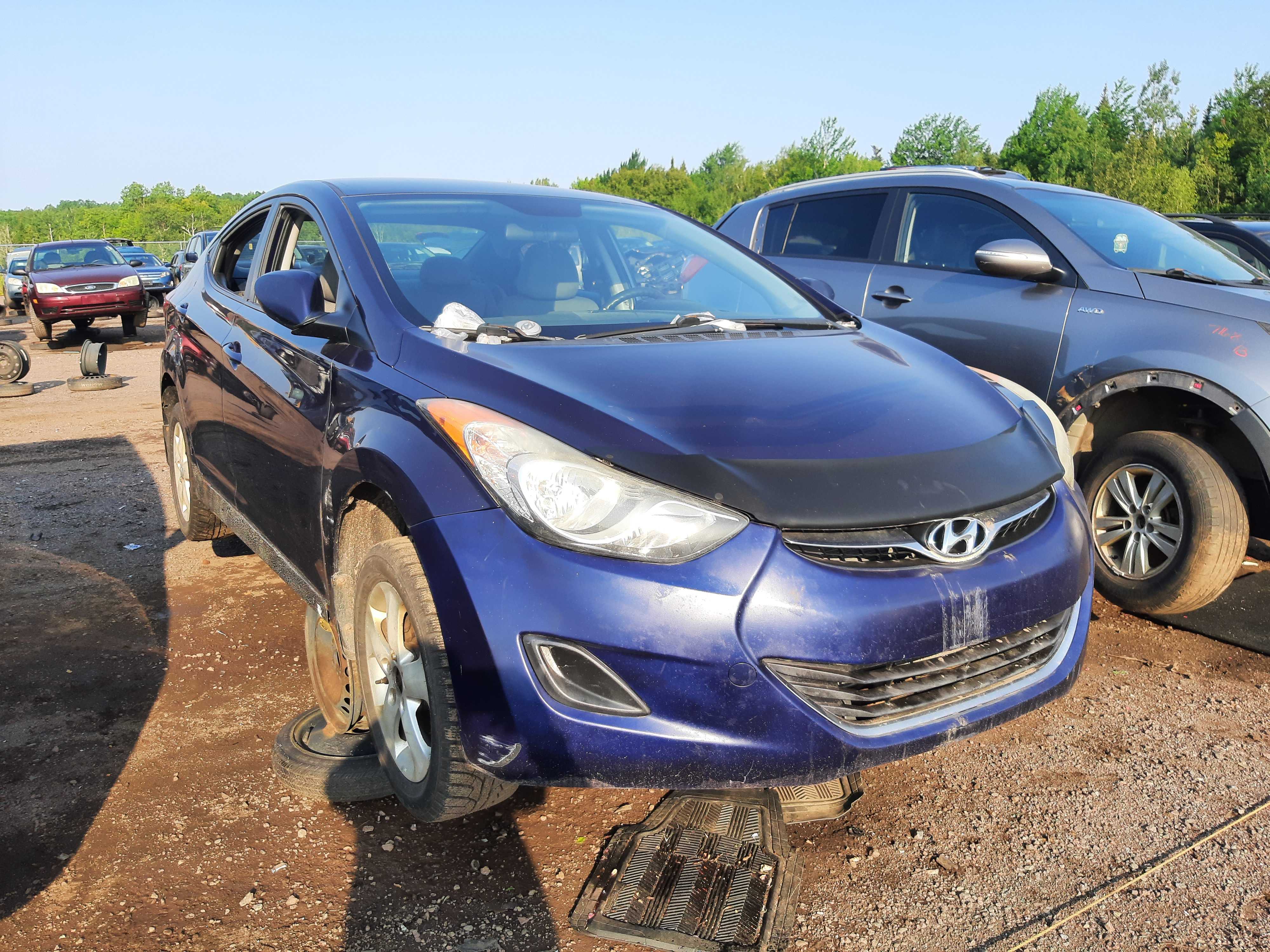 HYUNDAI ELANTRA 2012
