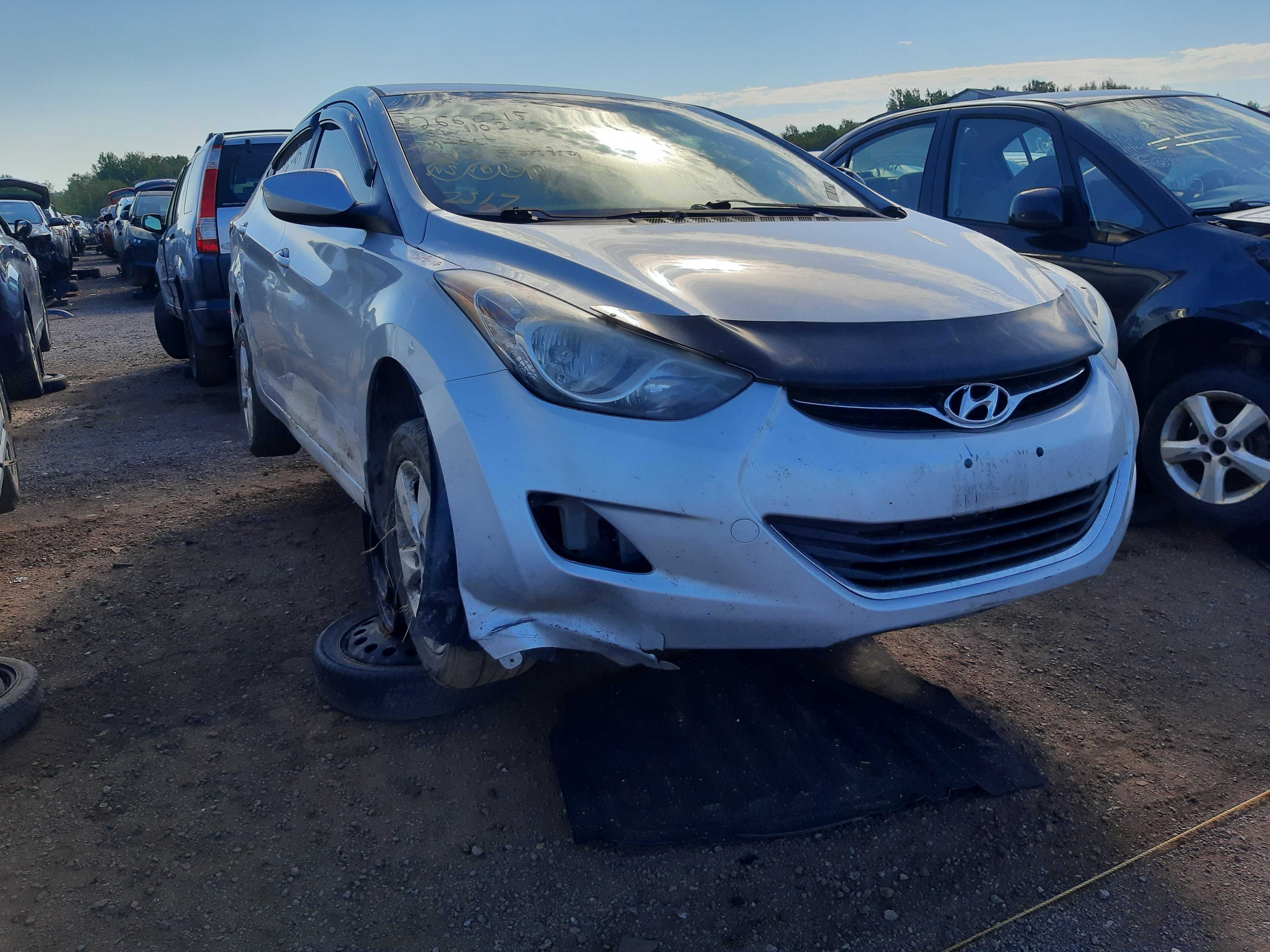 HYUNDAI ELANTRA 2012