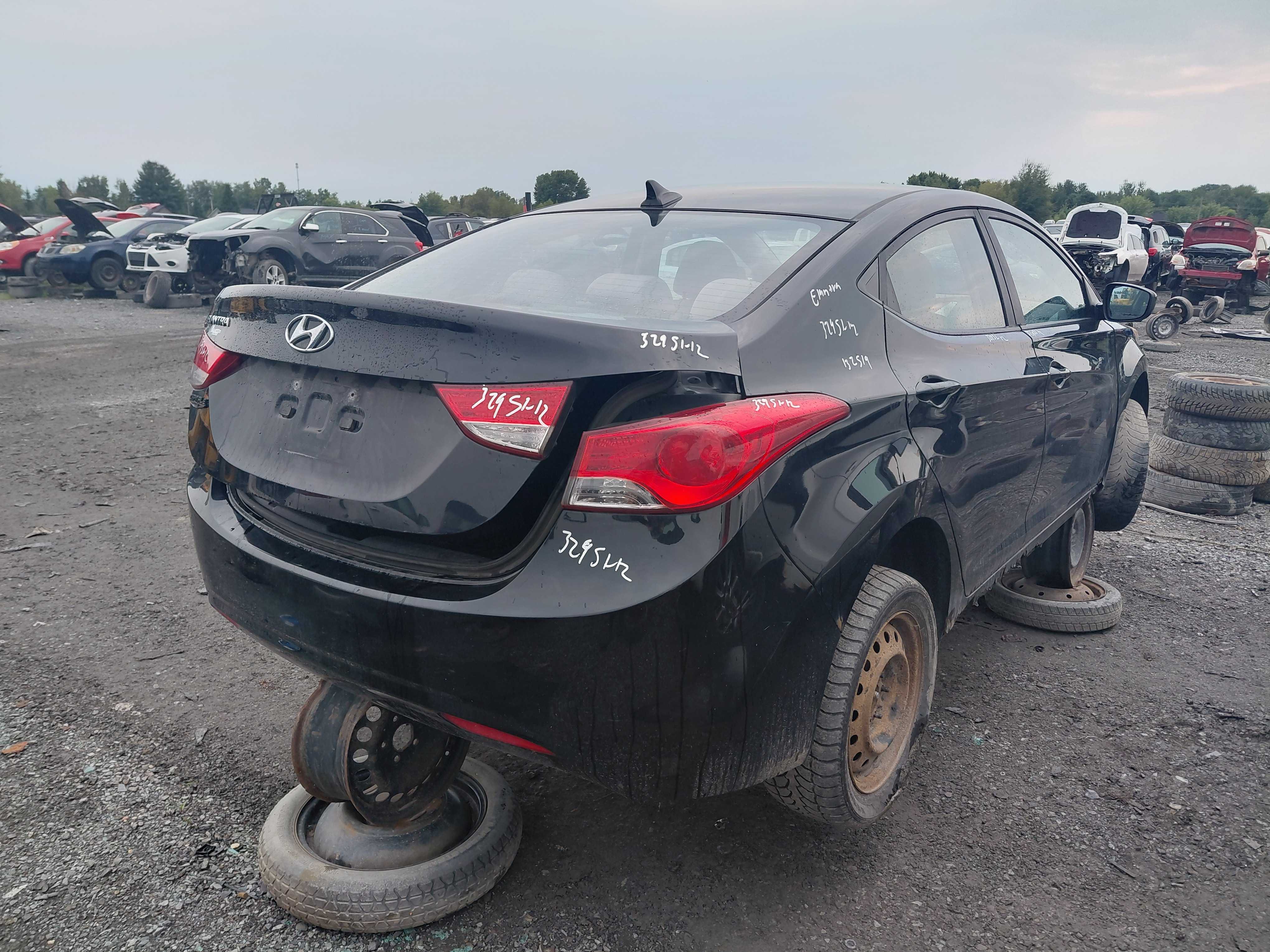 HYUNDAI ELANTRA 2012