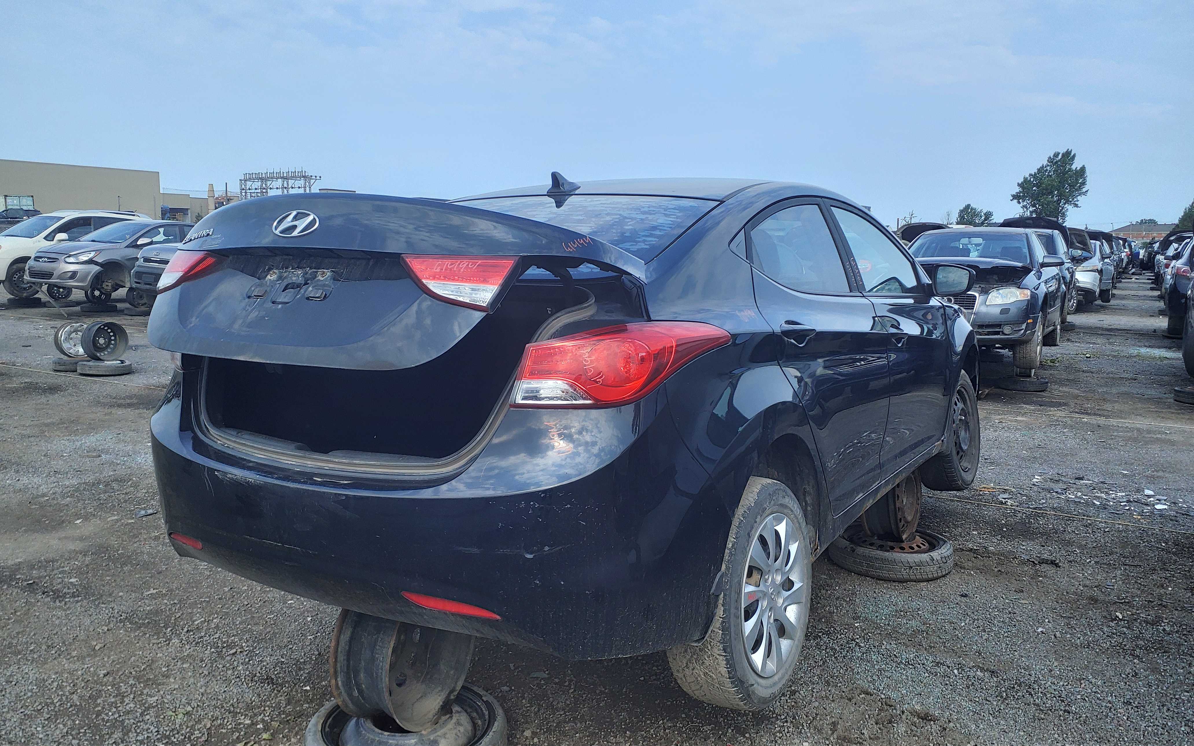 HYUNDAI ELANTRA 2012