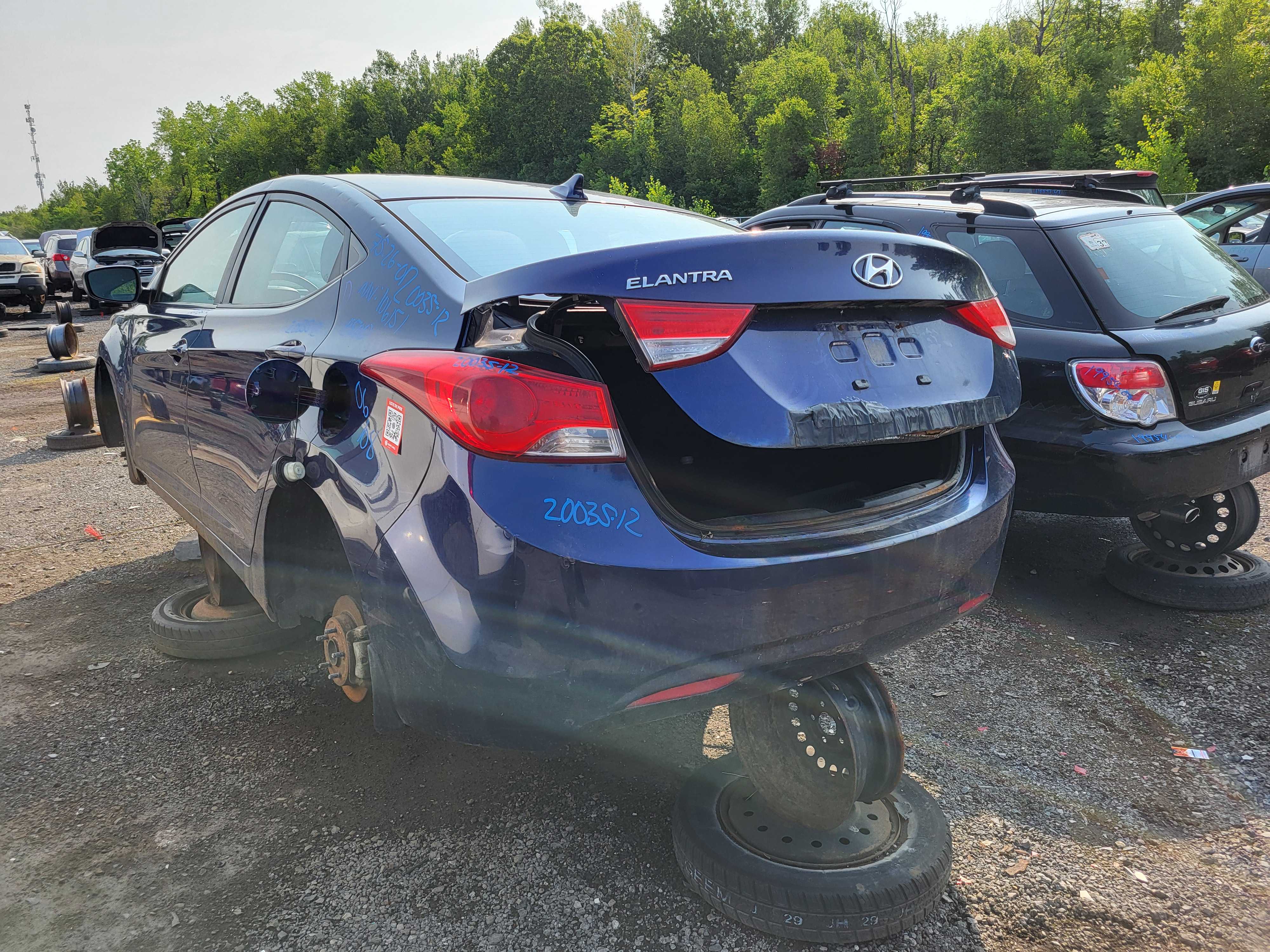 HYUNDAI ELANTRA 2012