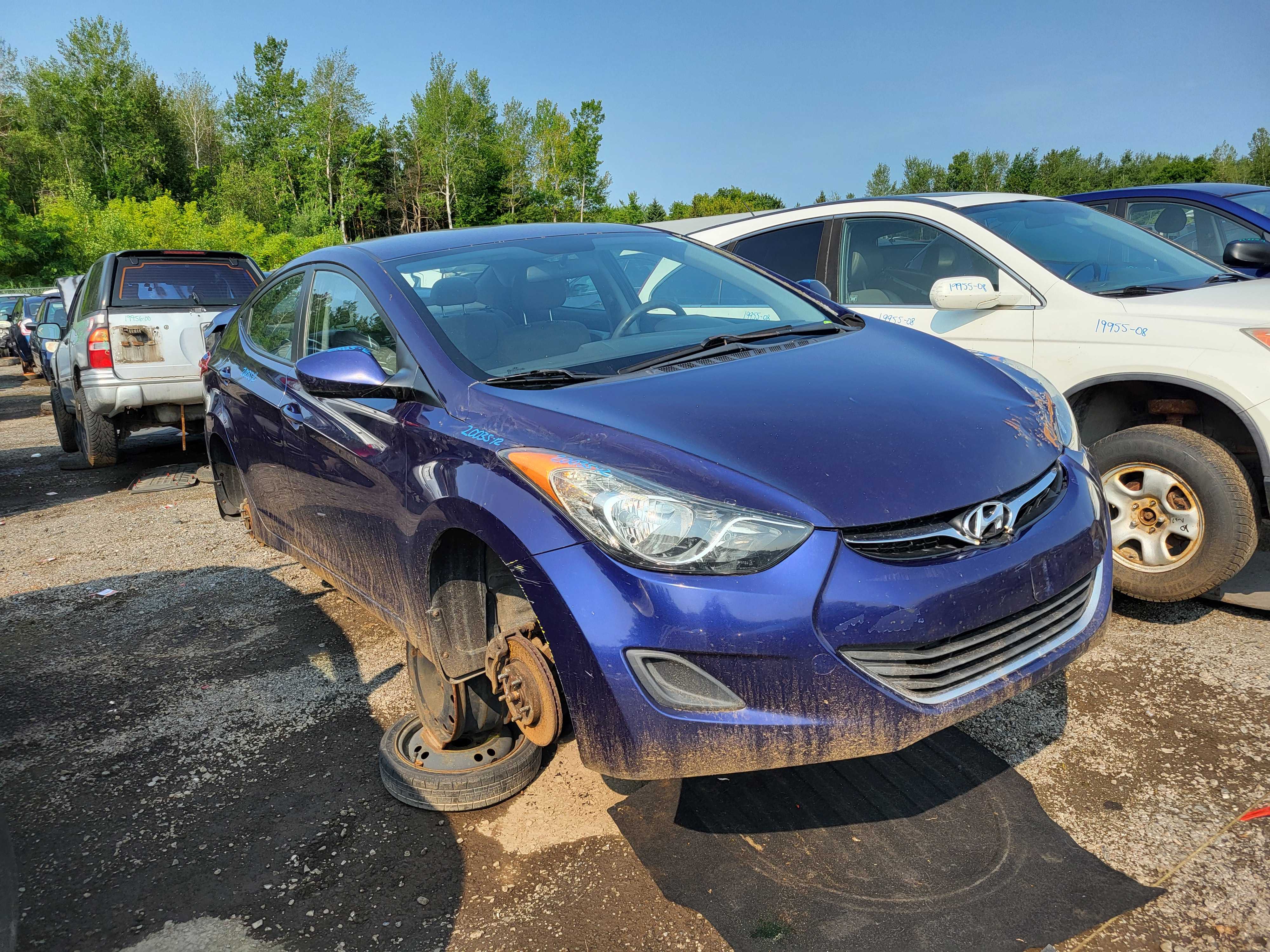 HYUNDAI ELANTRA 2012