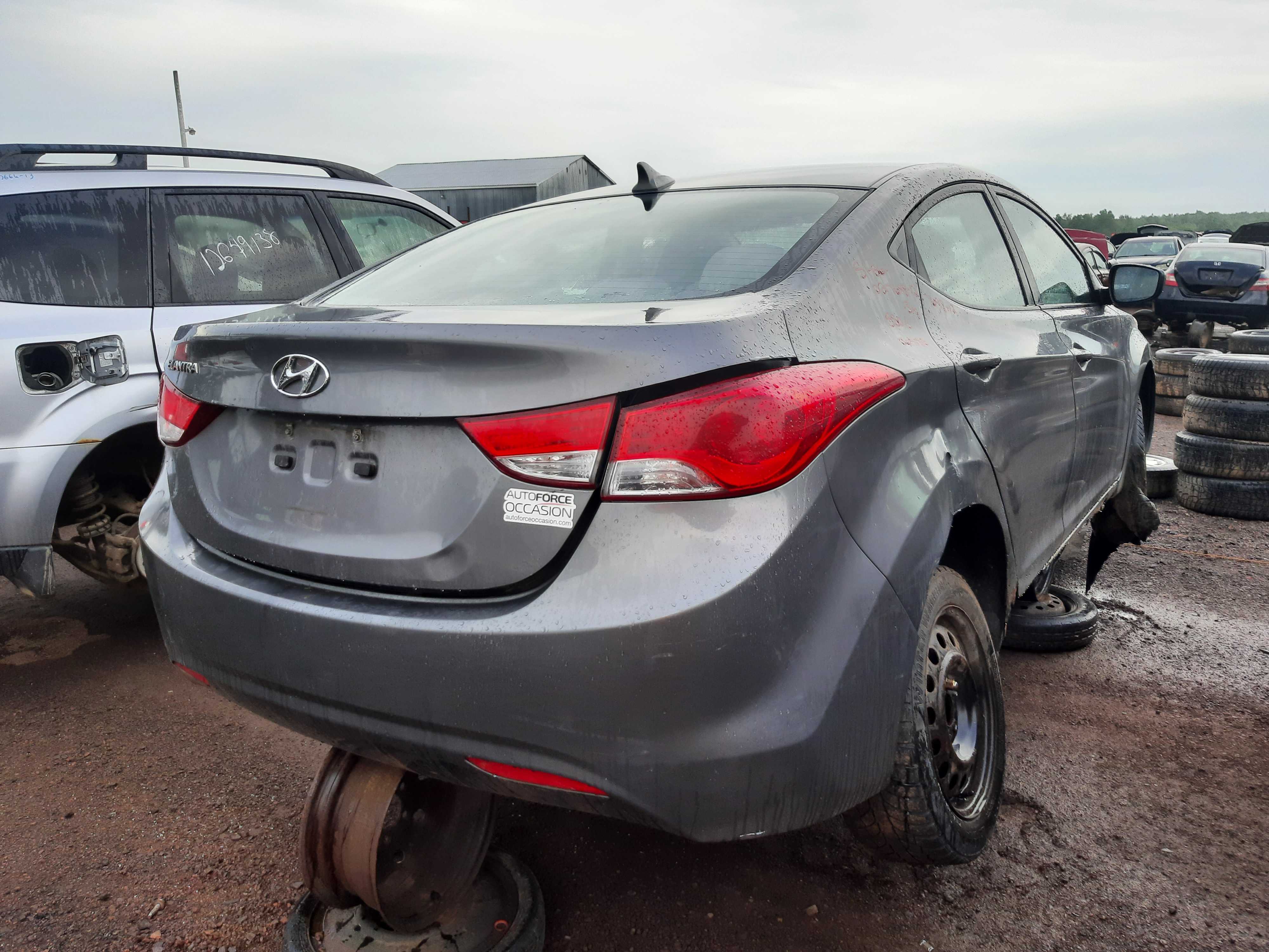 HYUNDAI ELANTRA 2012