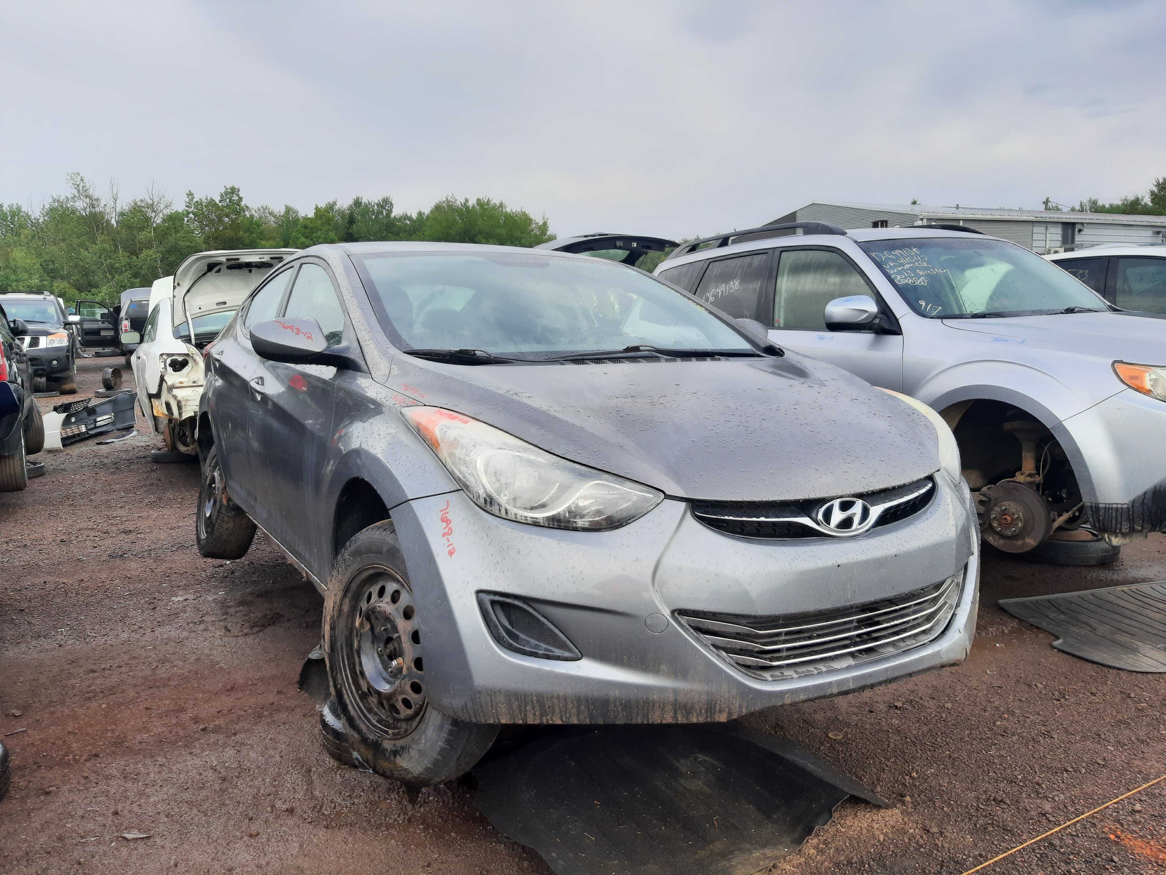 HYUNDAI ELANTRA 2012