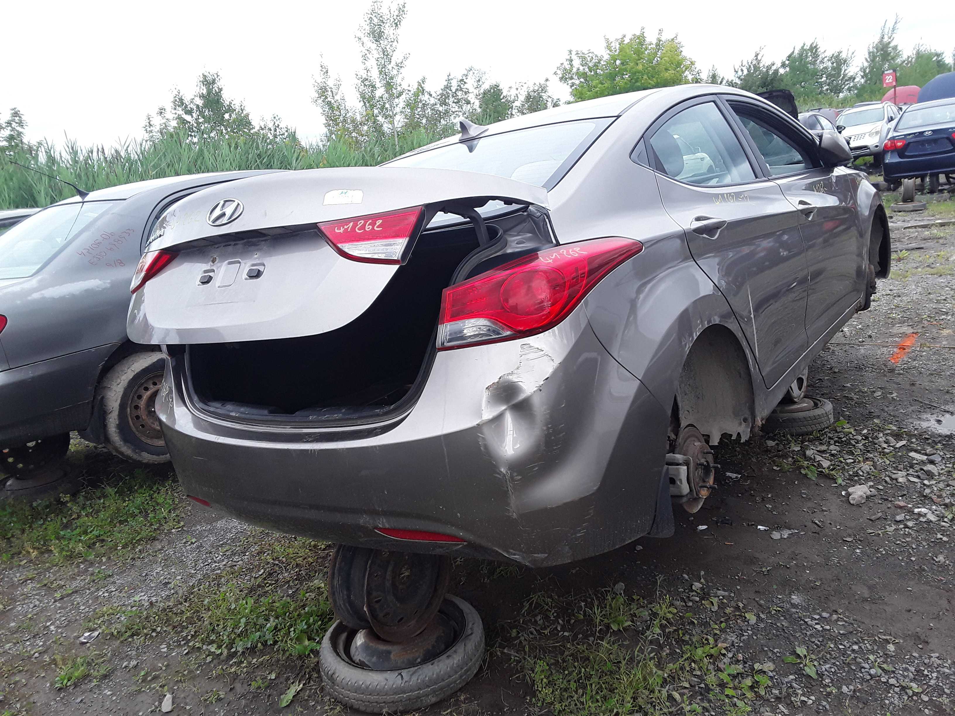 HYUNDAI ELANTRA 2012