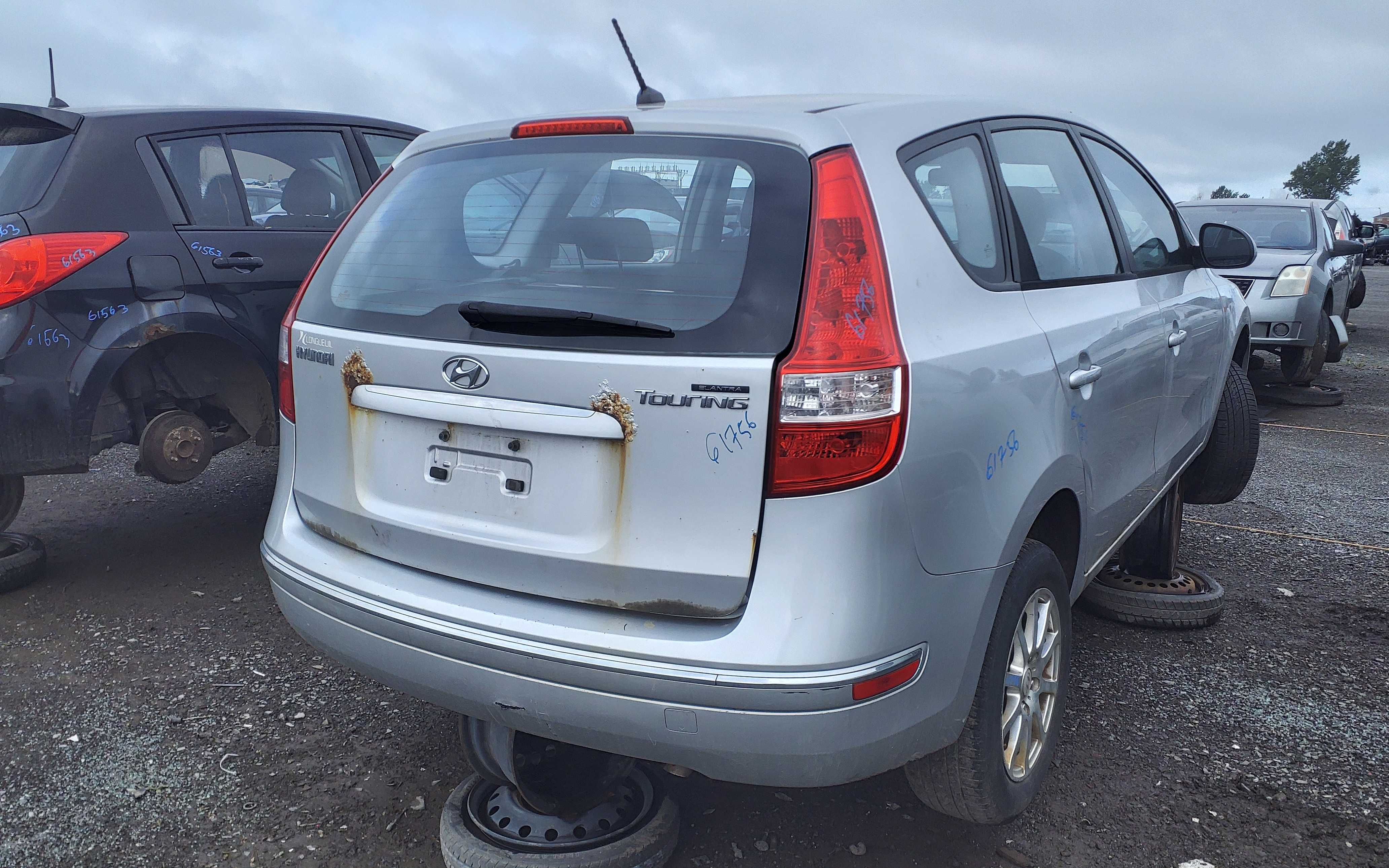 HYUNDAI ELANTRA 2012