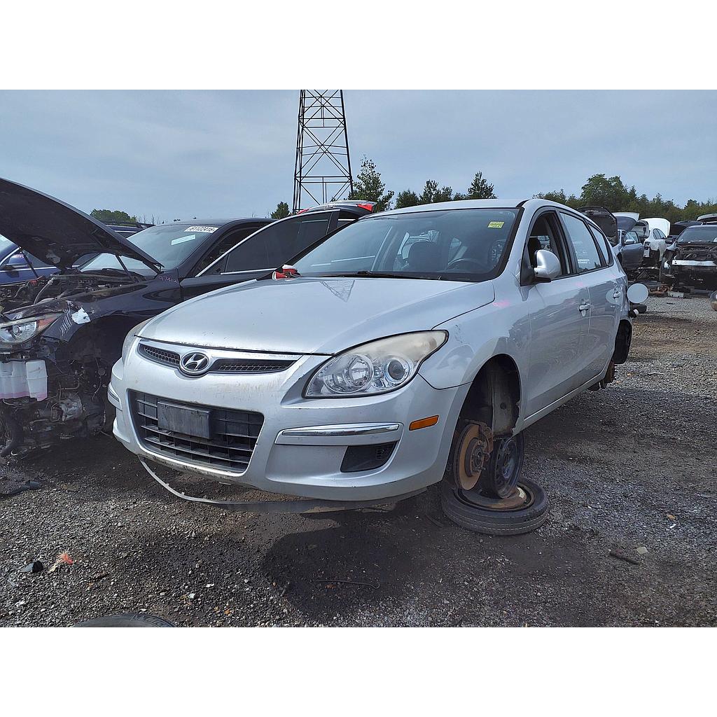 HYUNDAI ELANTRA TOURING 2012