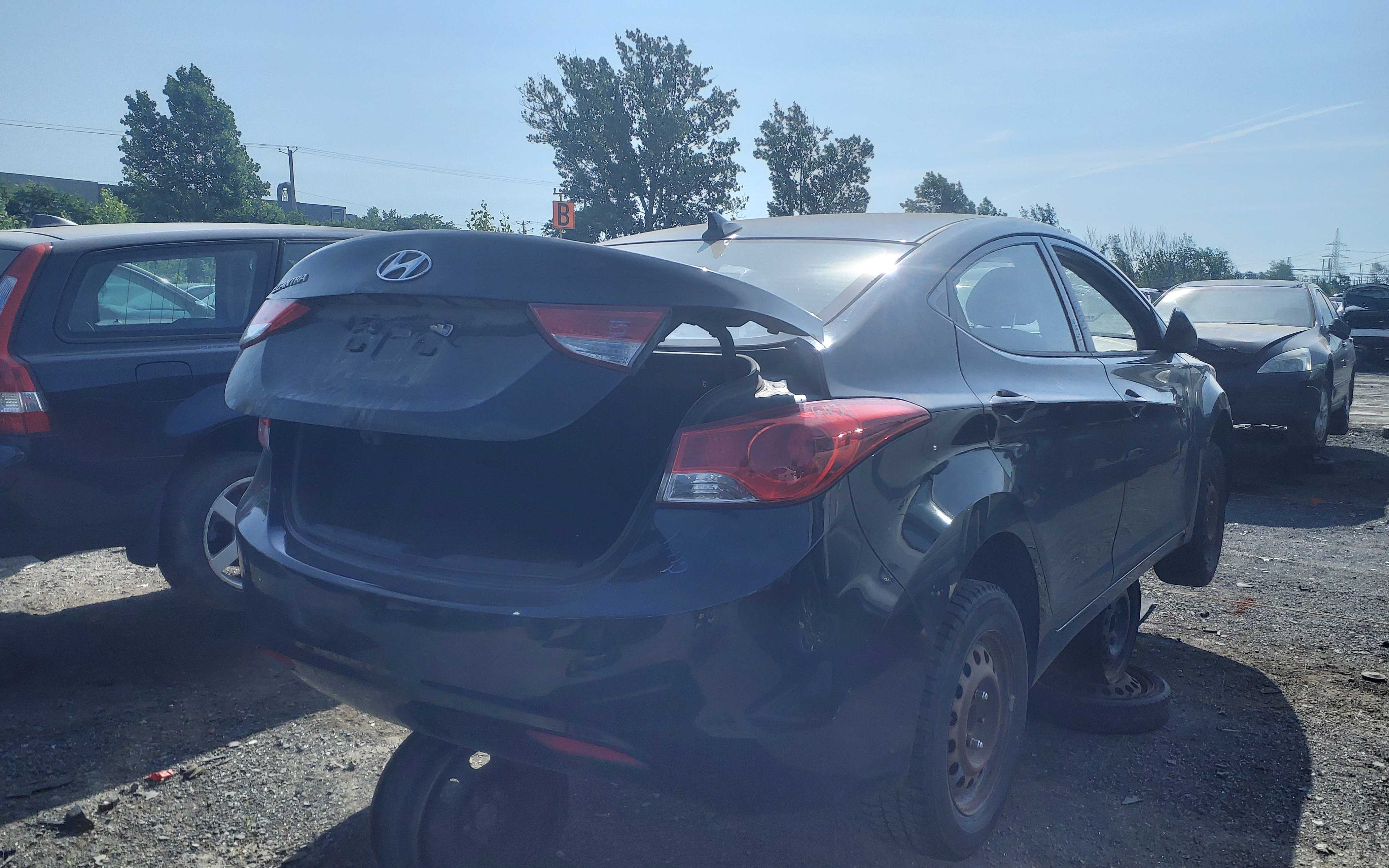 HYUNDAI ELANTRA 2013
