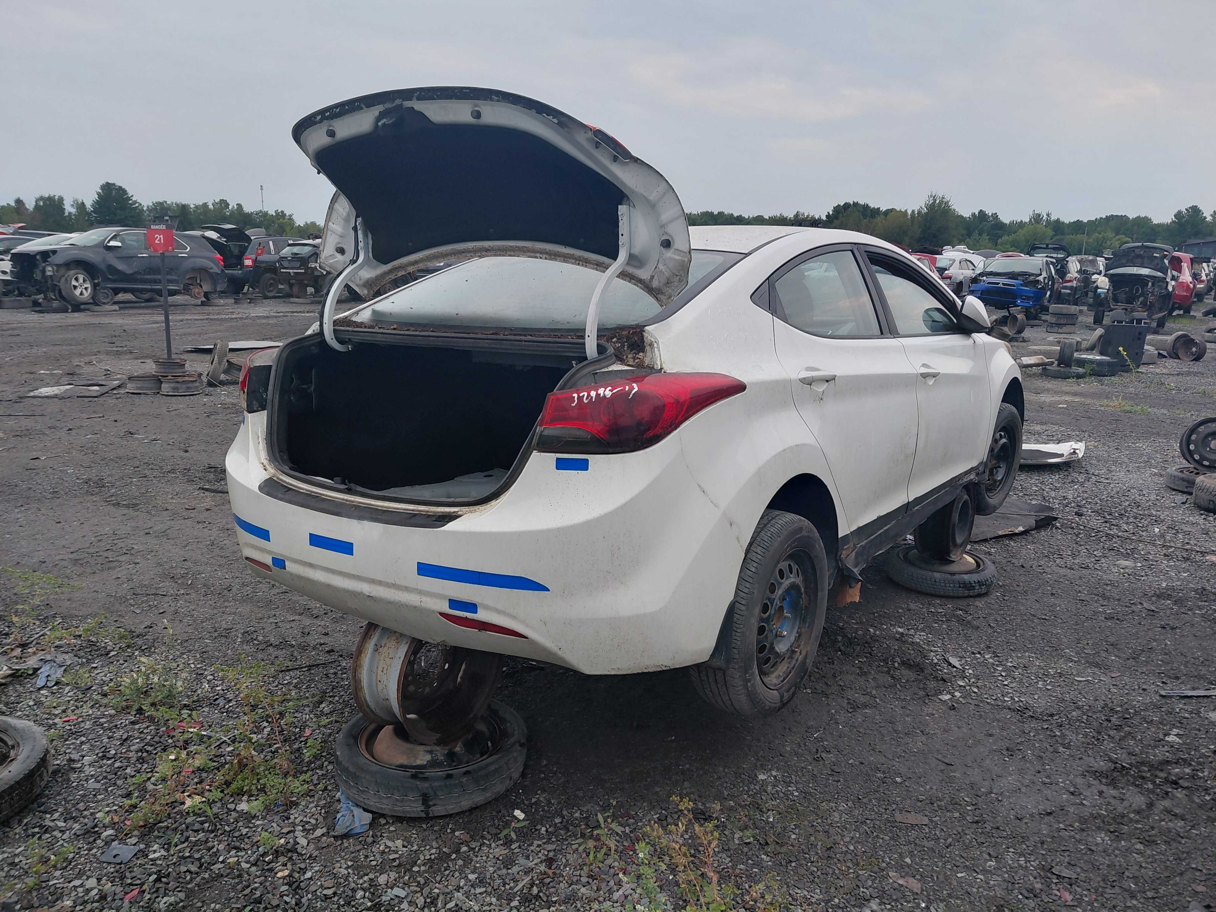 HYUNDAI ELANTRA 2013