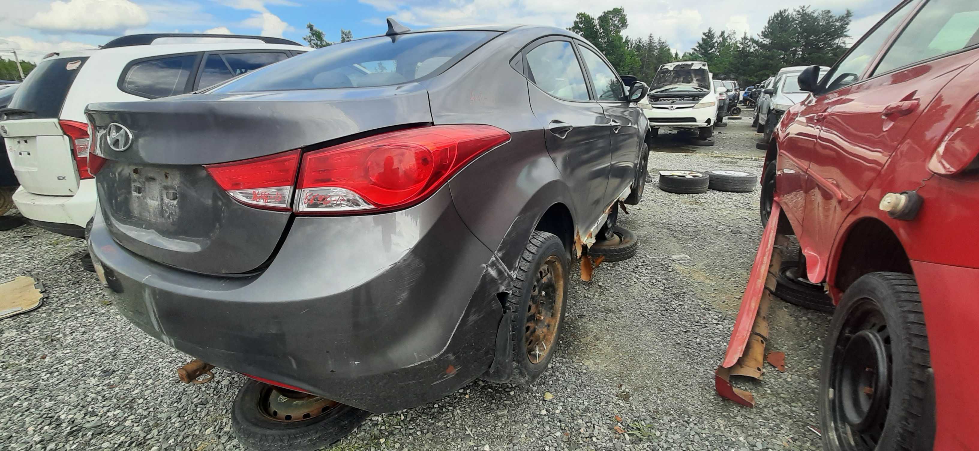 HYUNDAI ELANTRA 2013