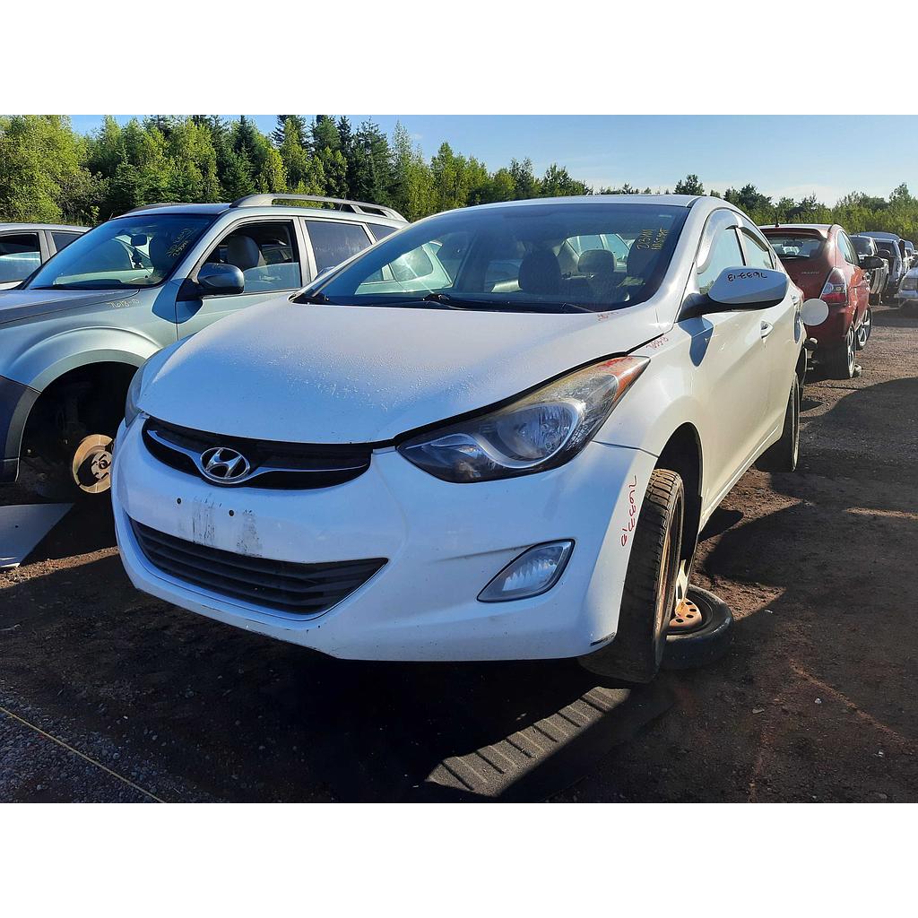 HYUNDAI ELANTRA 2013