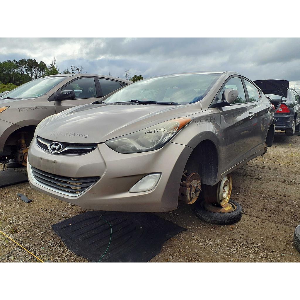 HYUNDAI ELANTRA 2013