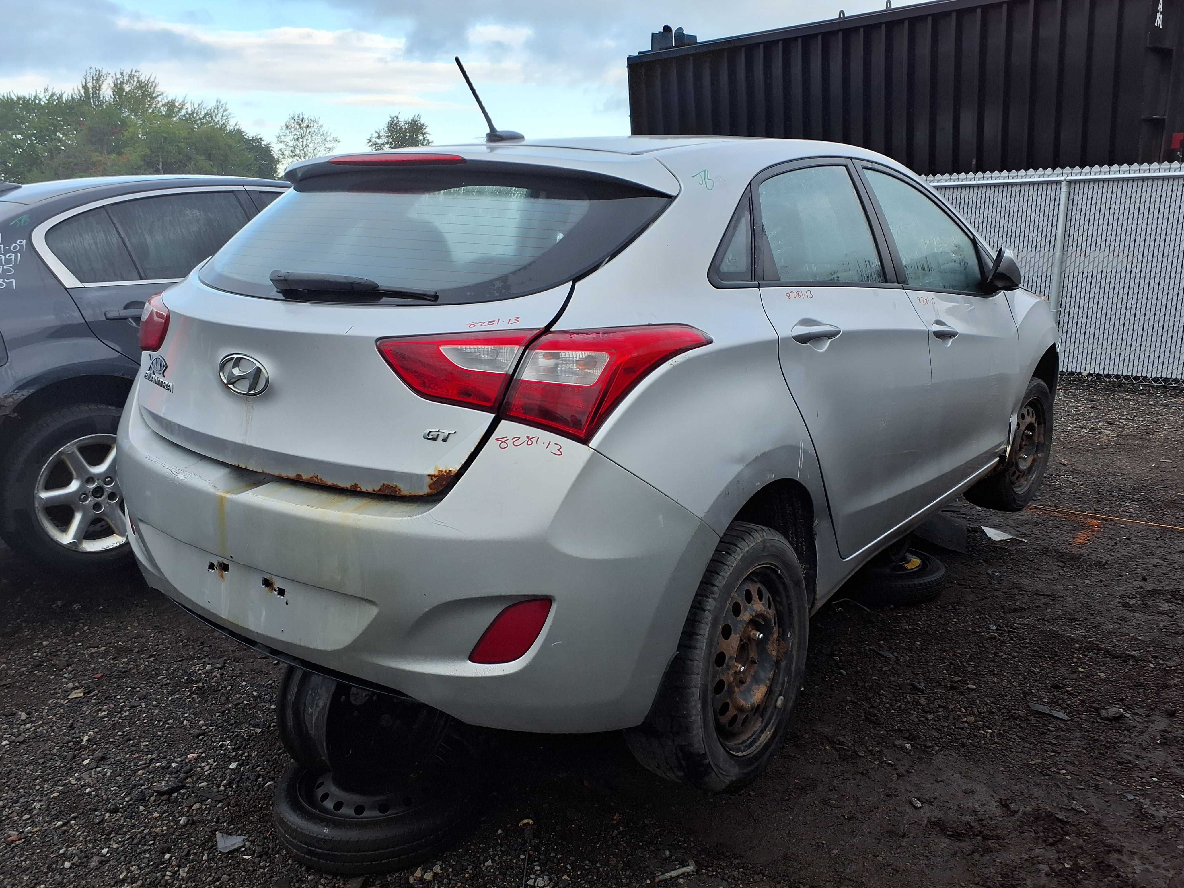 HYUNDAI ELANTRA 2013