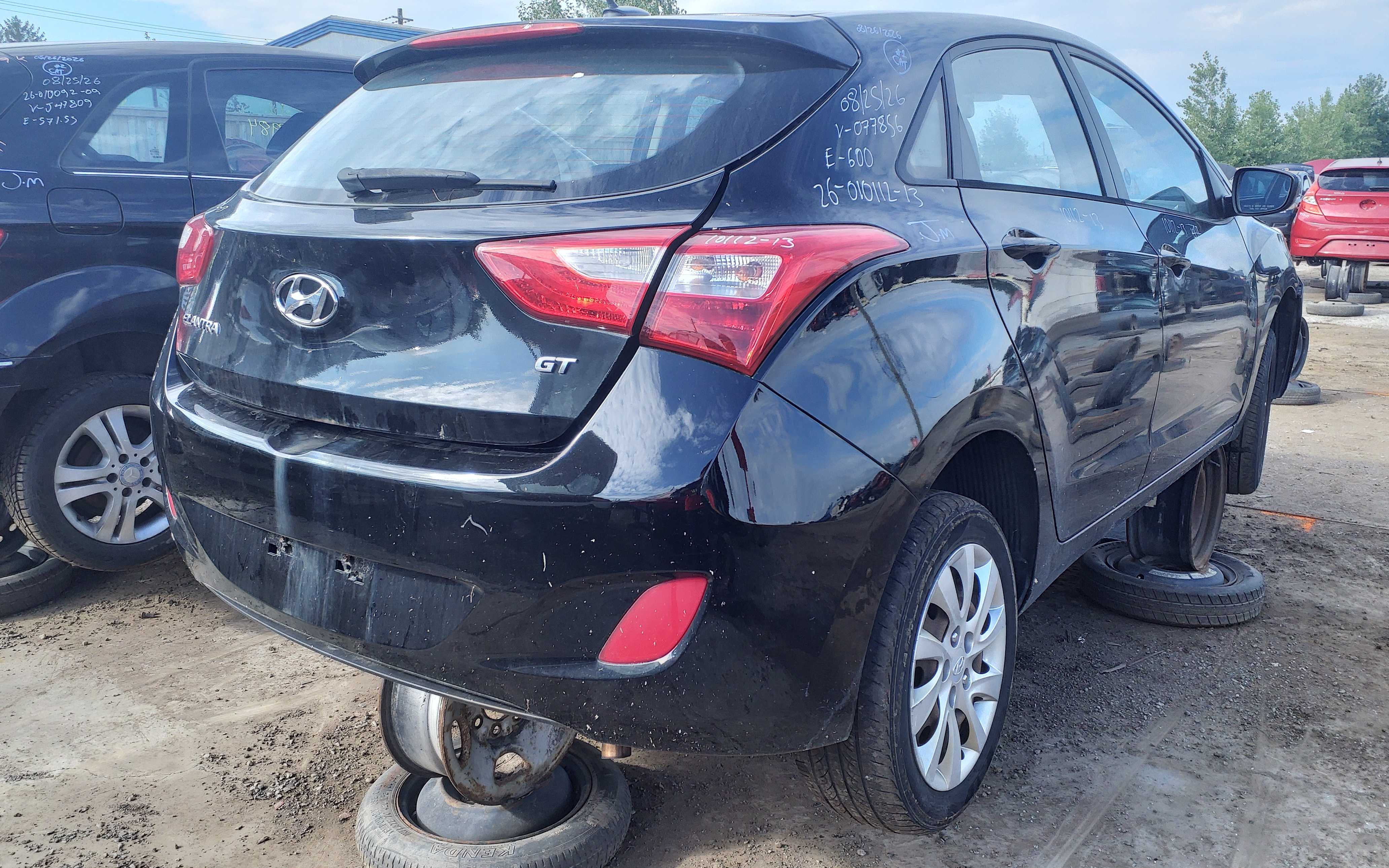 HYUNDAI ELANTRA 2013
