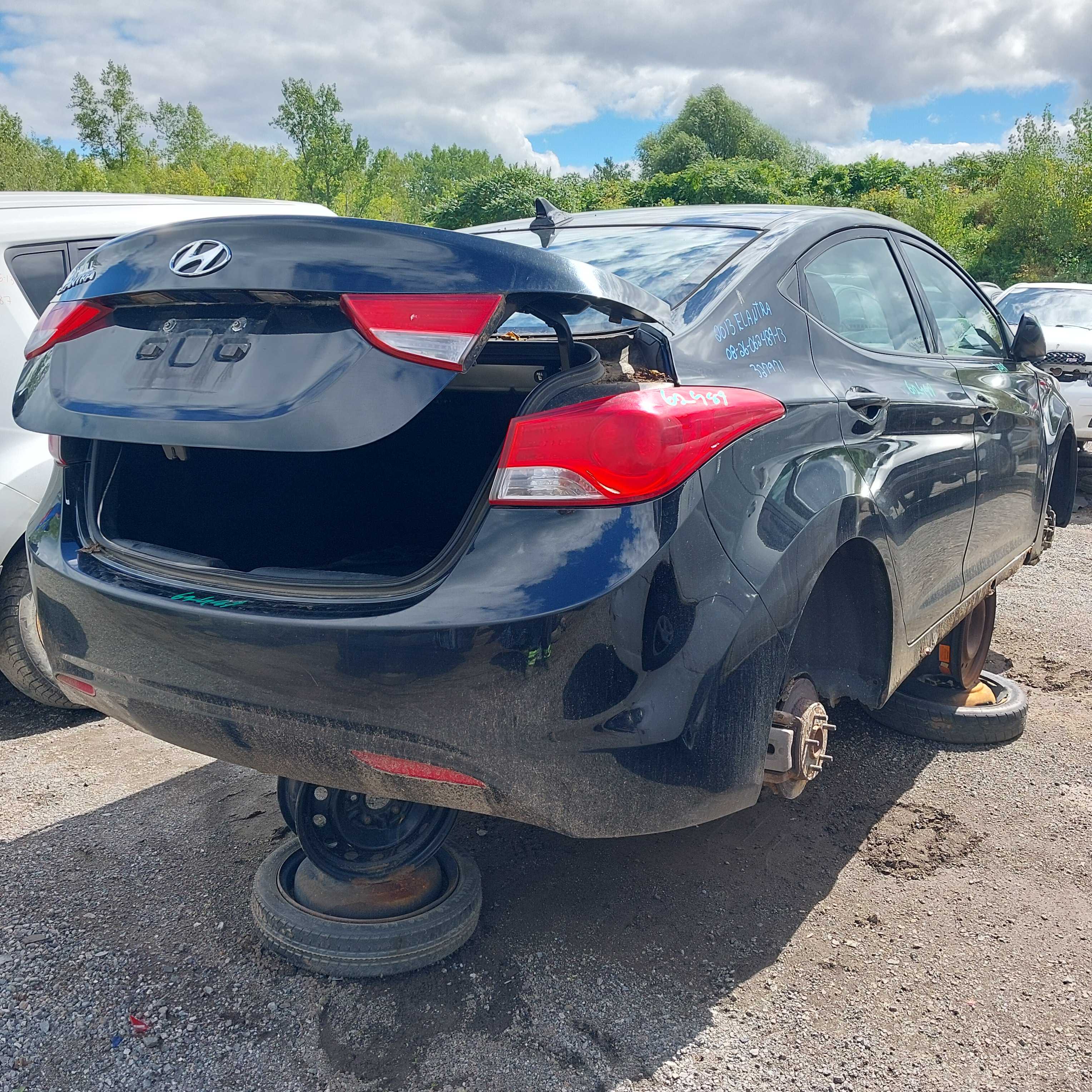 HYUNDAI ELANTRA 2013