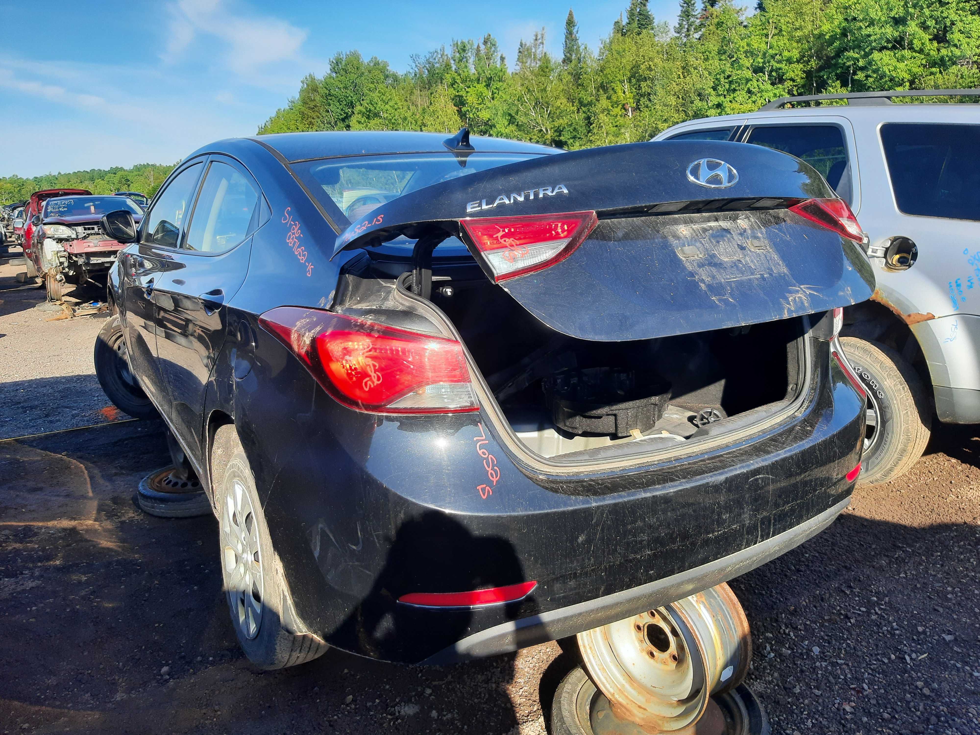 HYUNDAI ELANTRA 2015