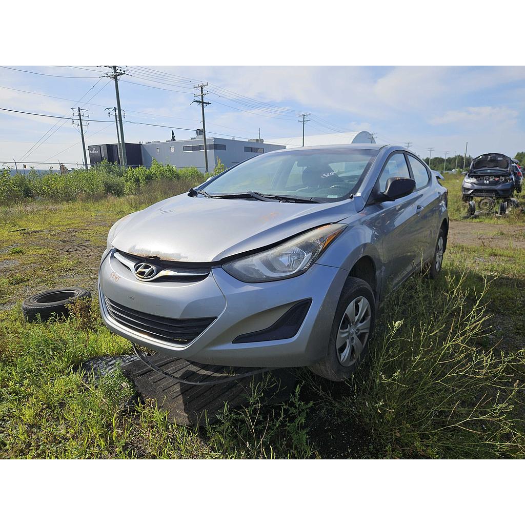 HYUNDAI ELANTRA 2015